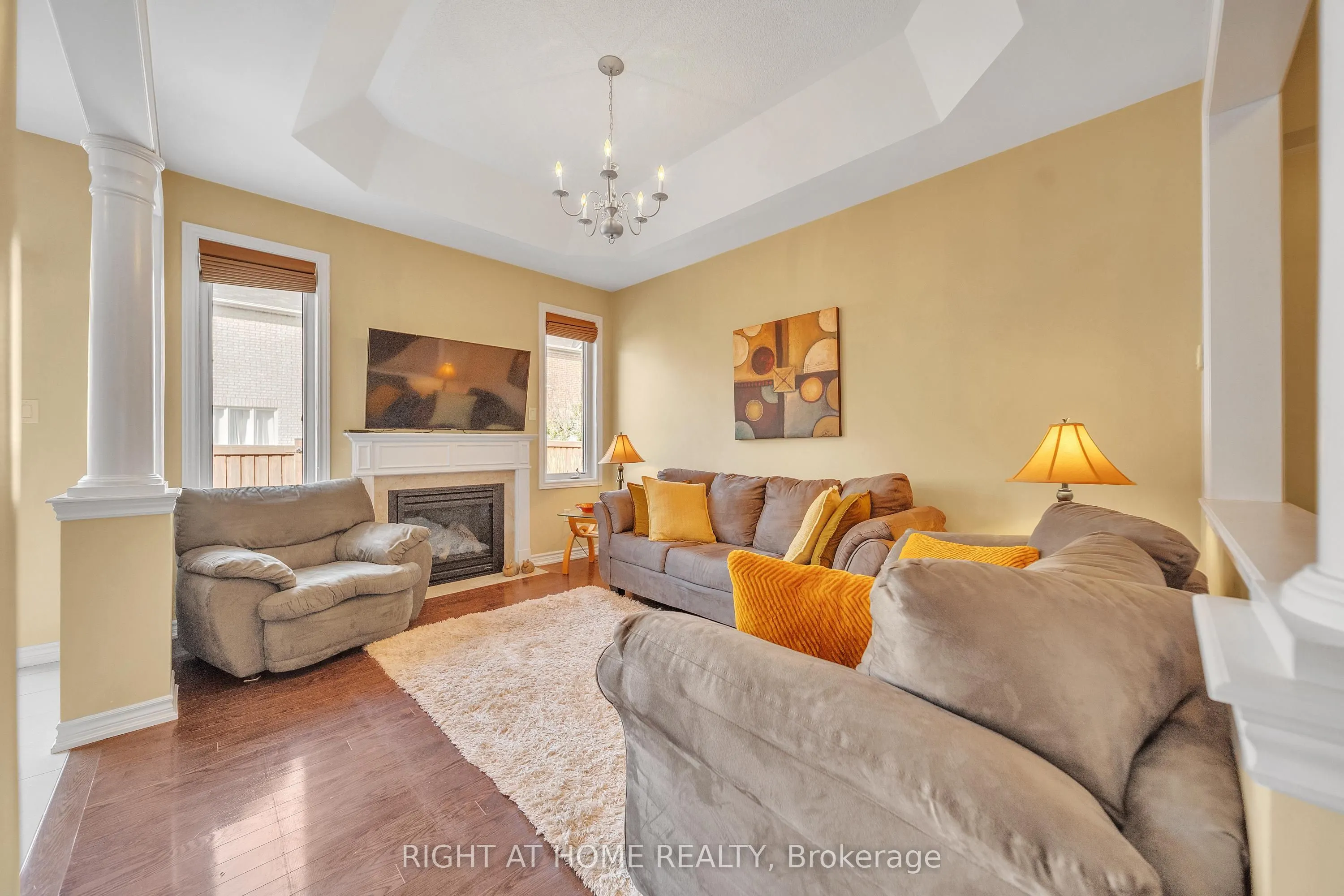 16 Sewell Crescent