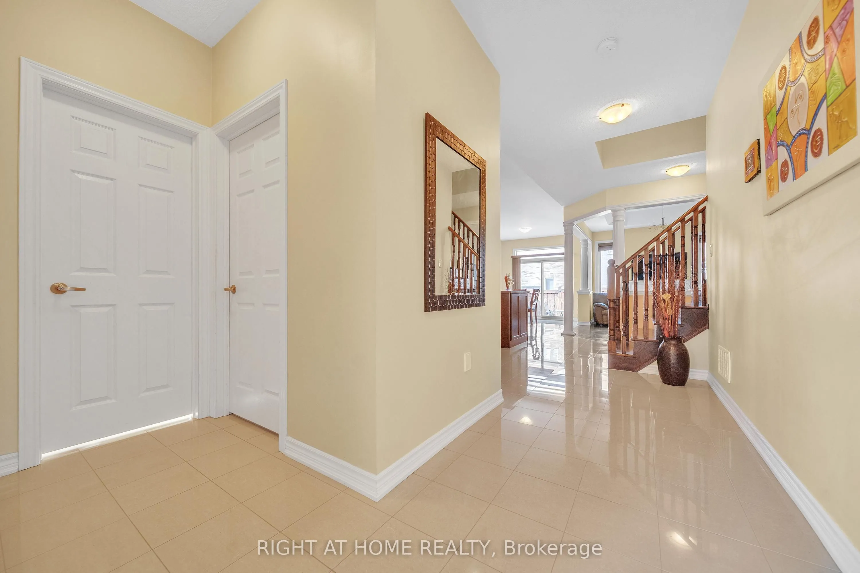 16 Sewell Crescent