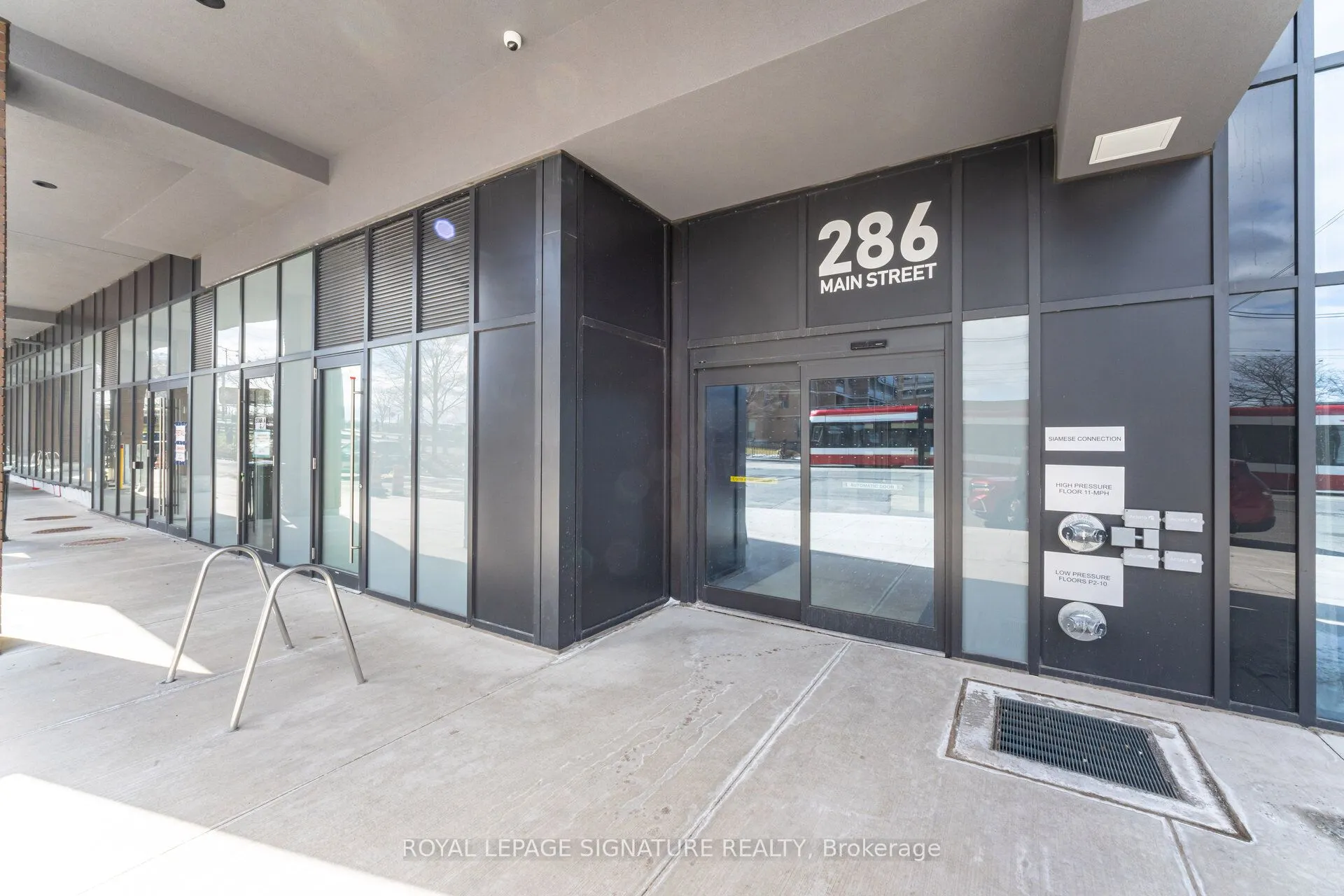 286 Main Street, #910