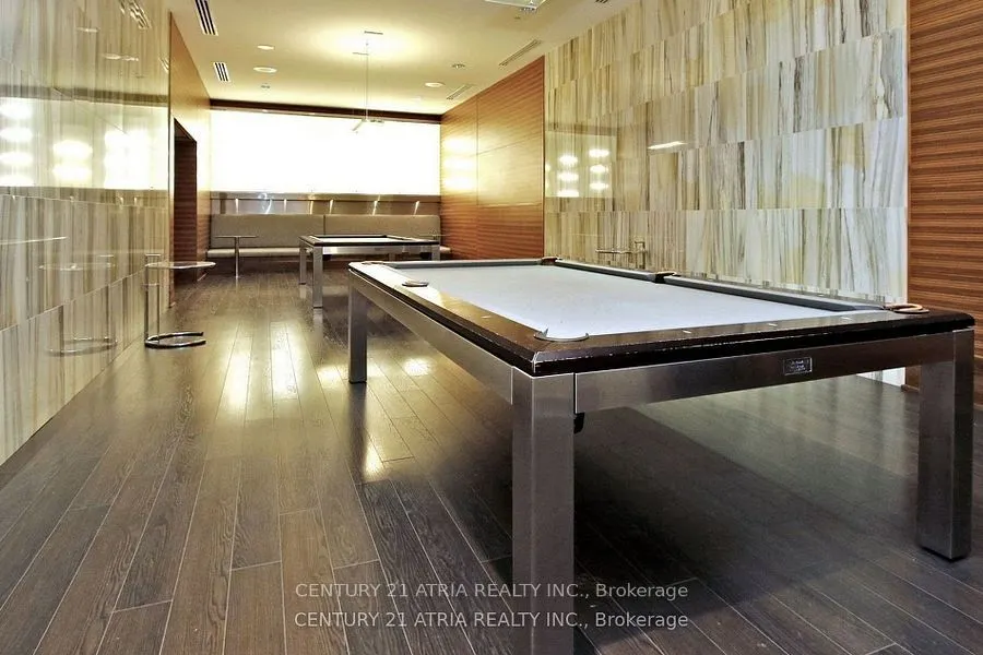 125 Village Green Square, #2405