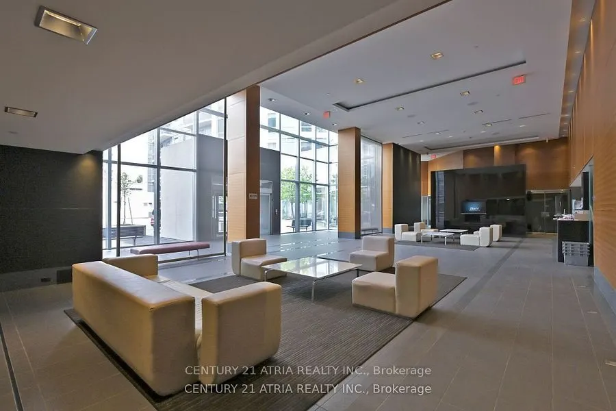 125 Village Green Square, #2405