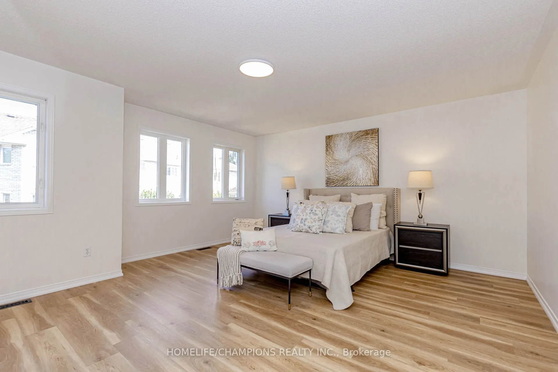 27 Tasker Crescent