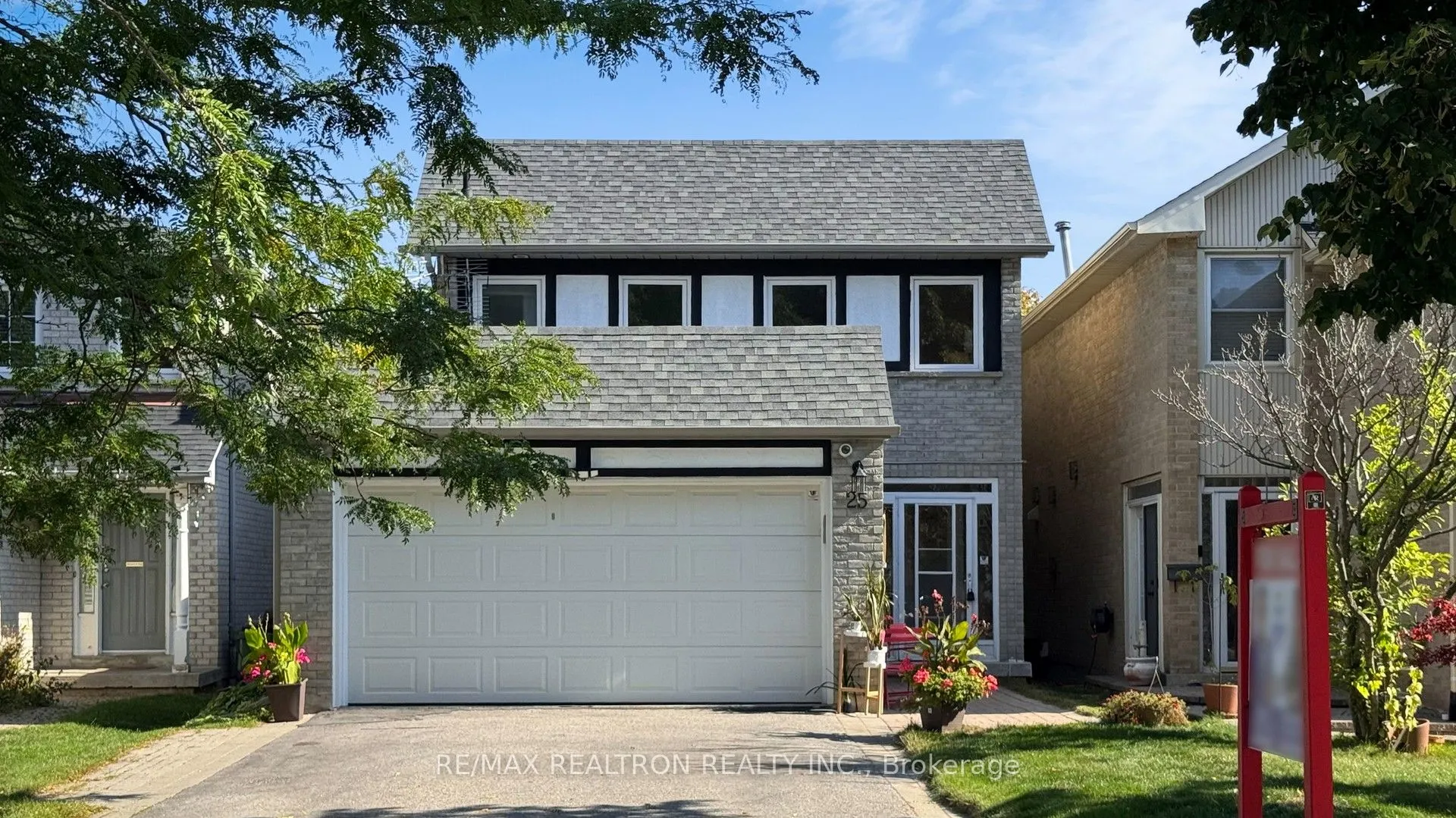 25 Greybeaver Trail