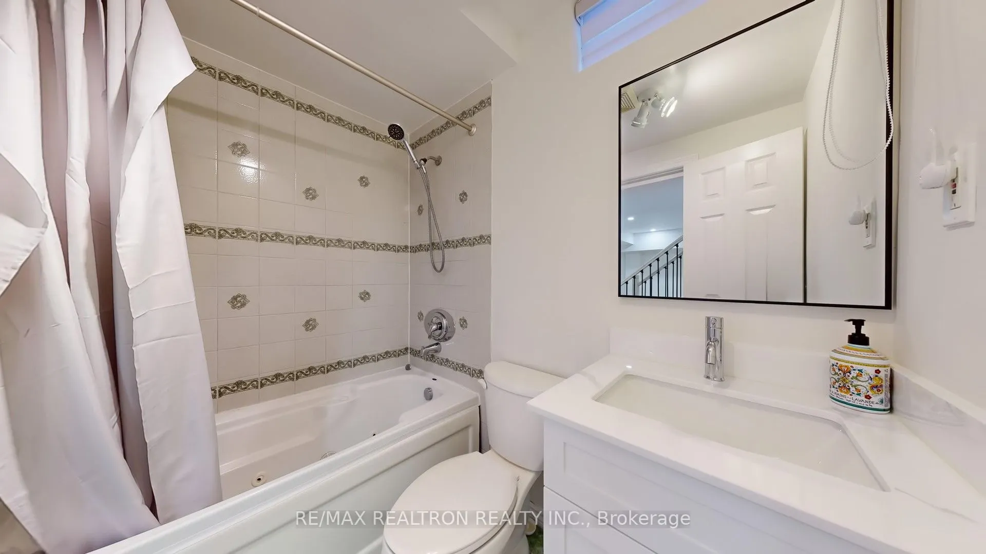25 Greybeaver Trail