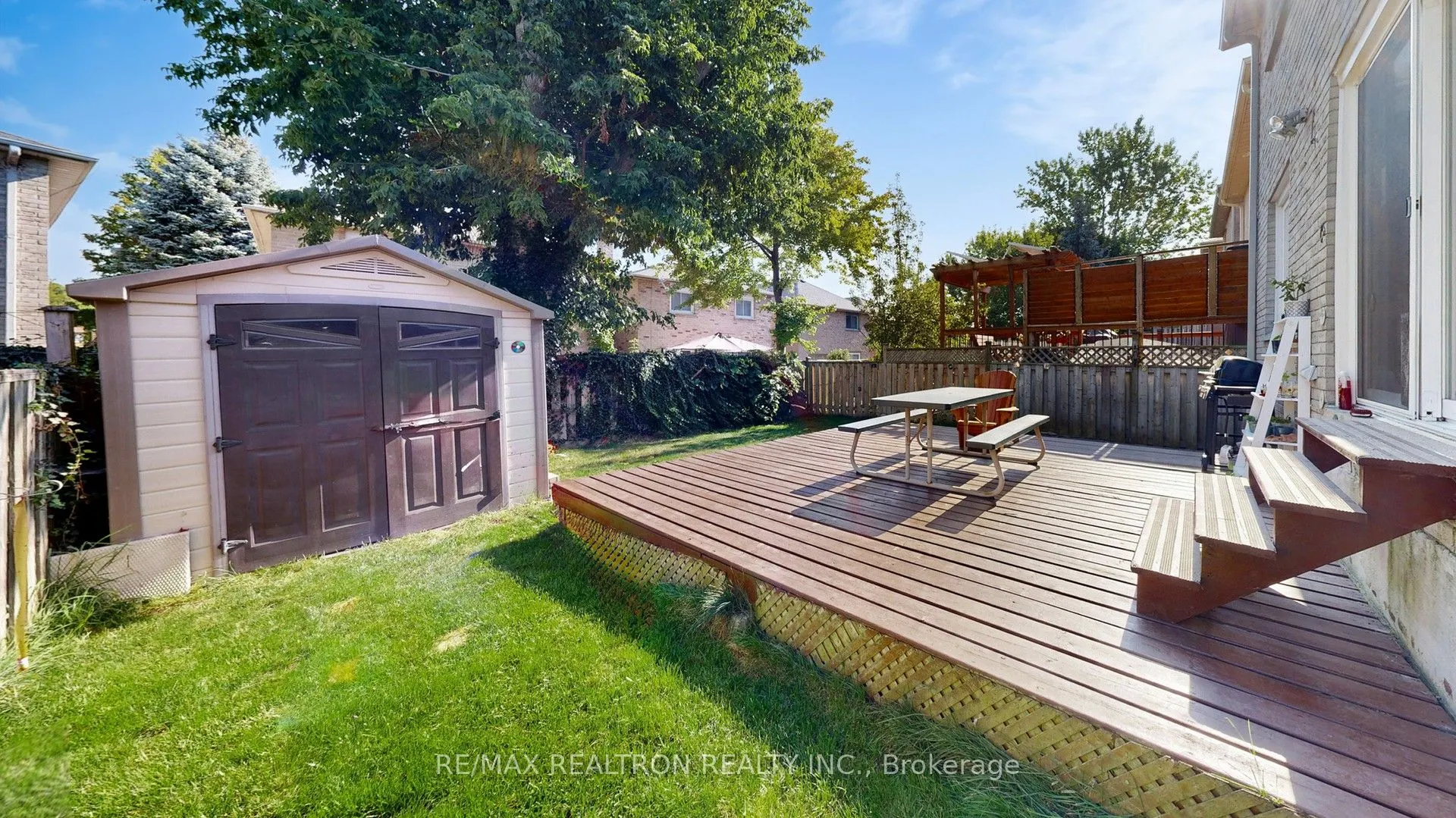 25 Greybeaver Trail