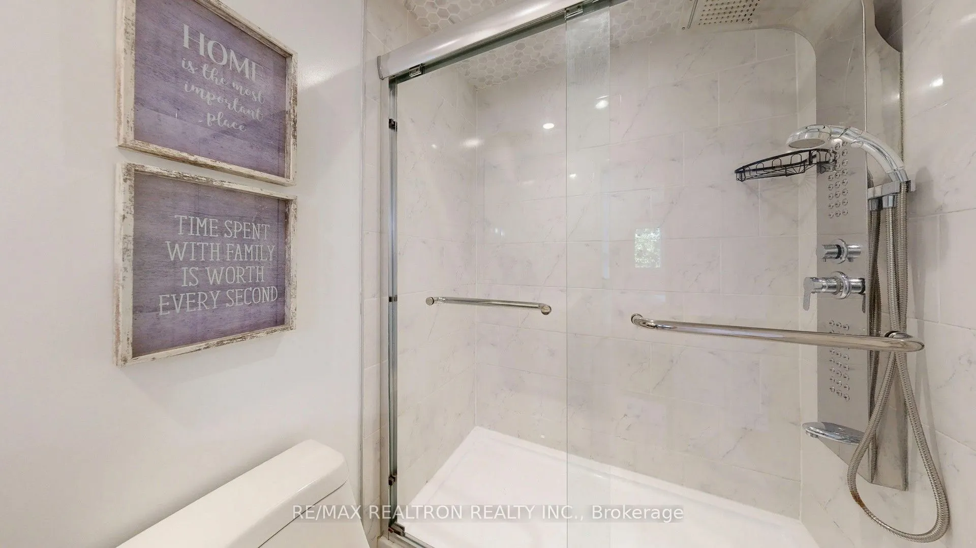 25 Greybeaver Trail