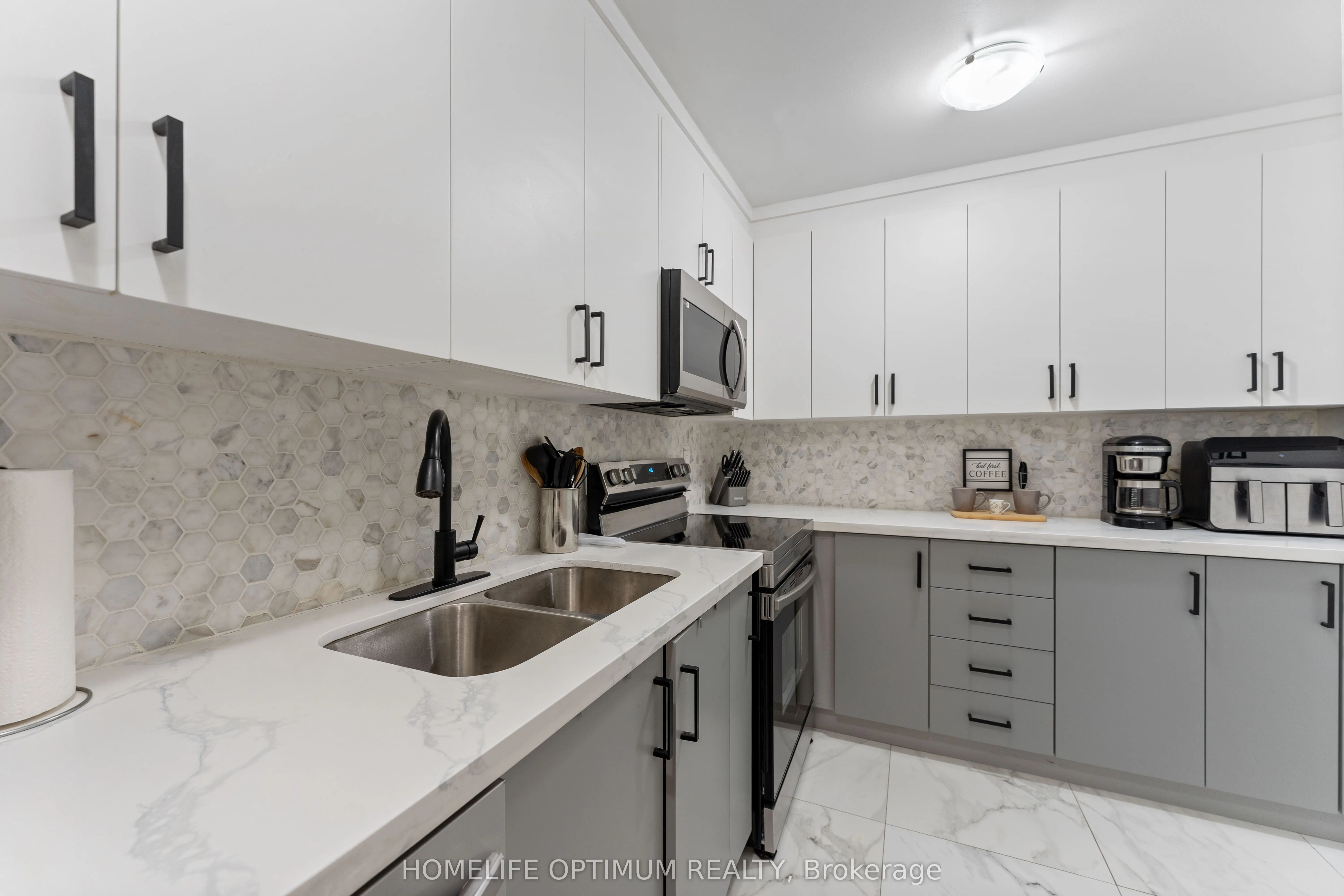100 Mornelle Court, #1076