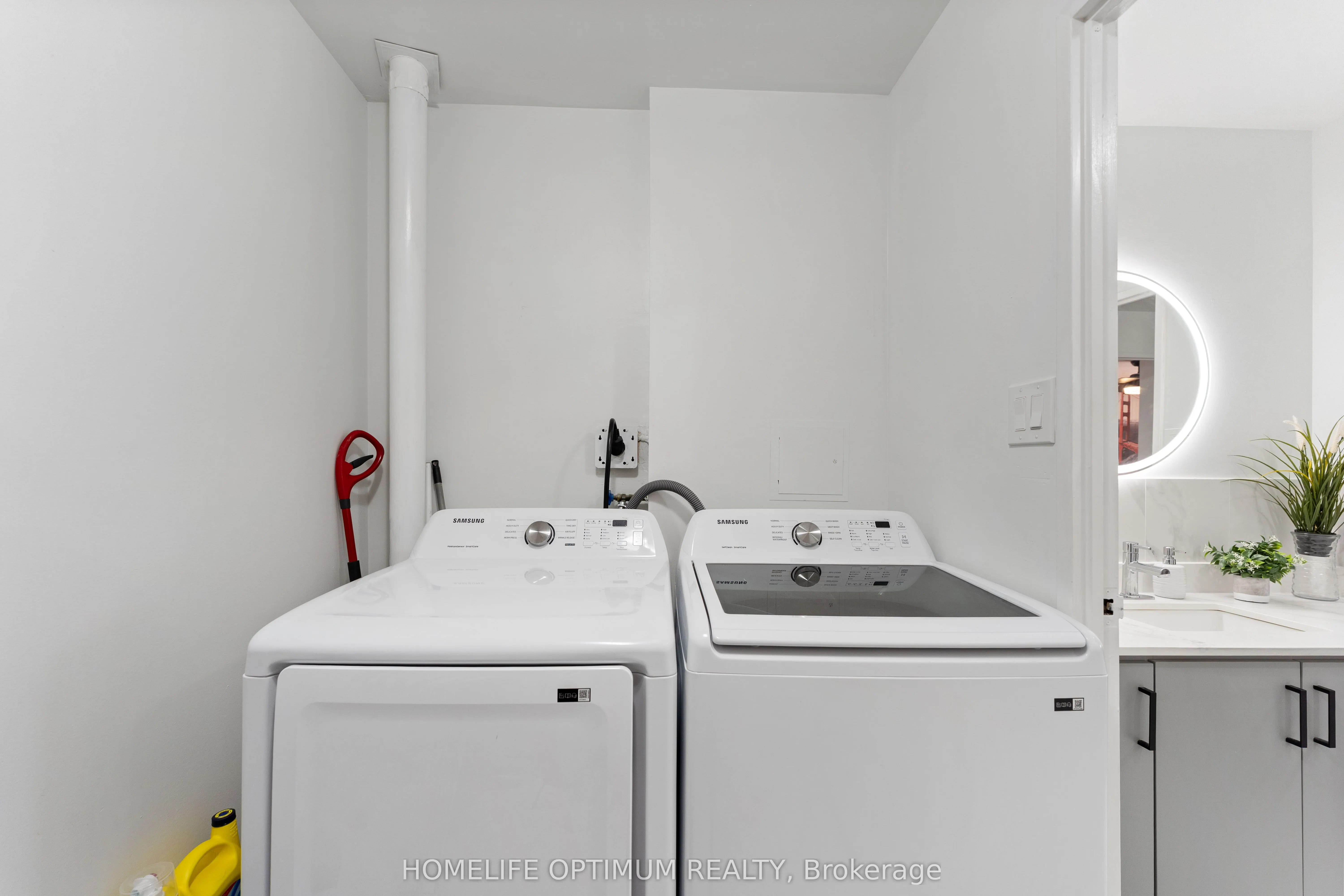 100 Mornelle Court, #1076