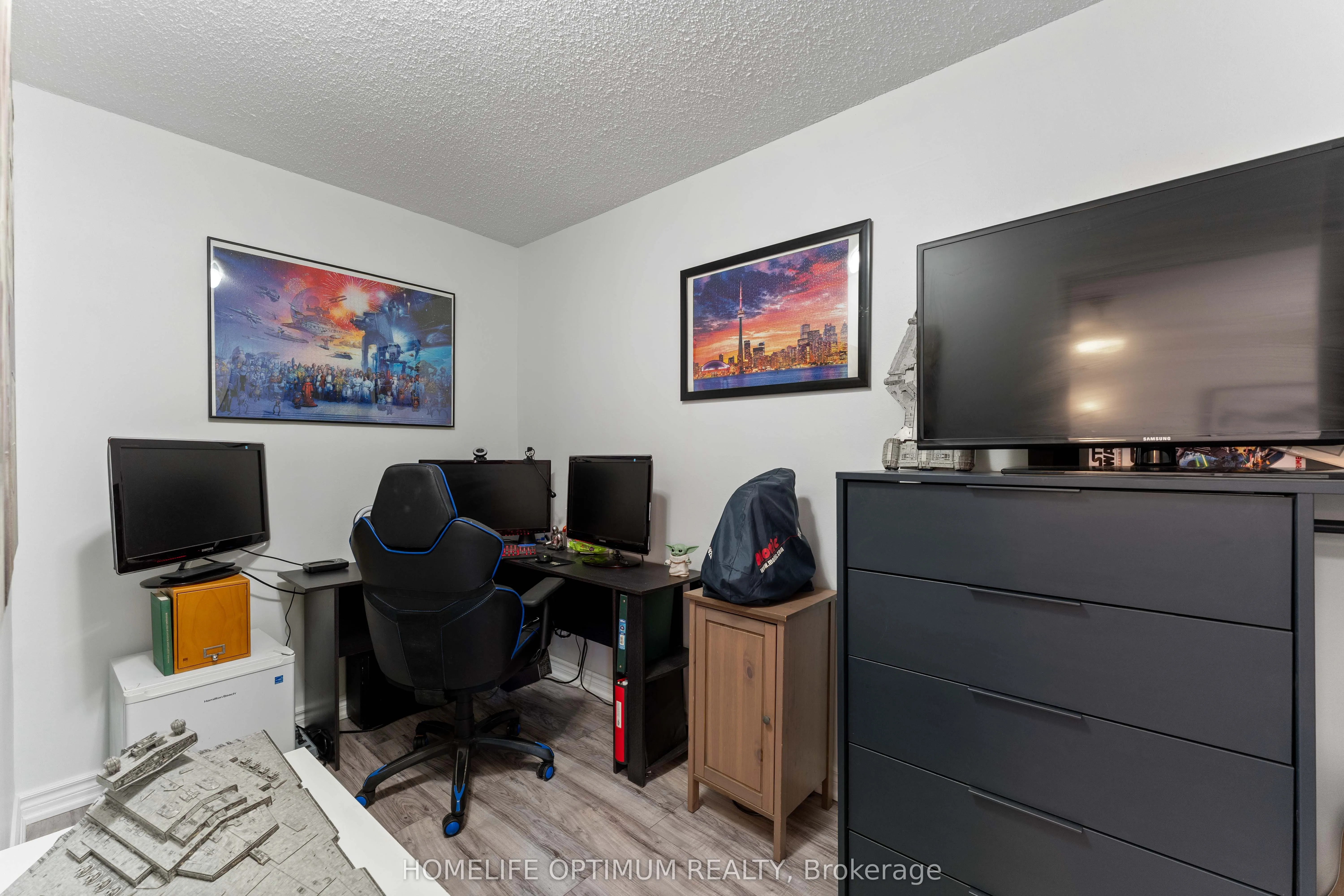 100 Mornelle Court, #1076