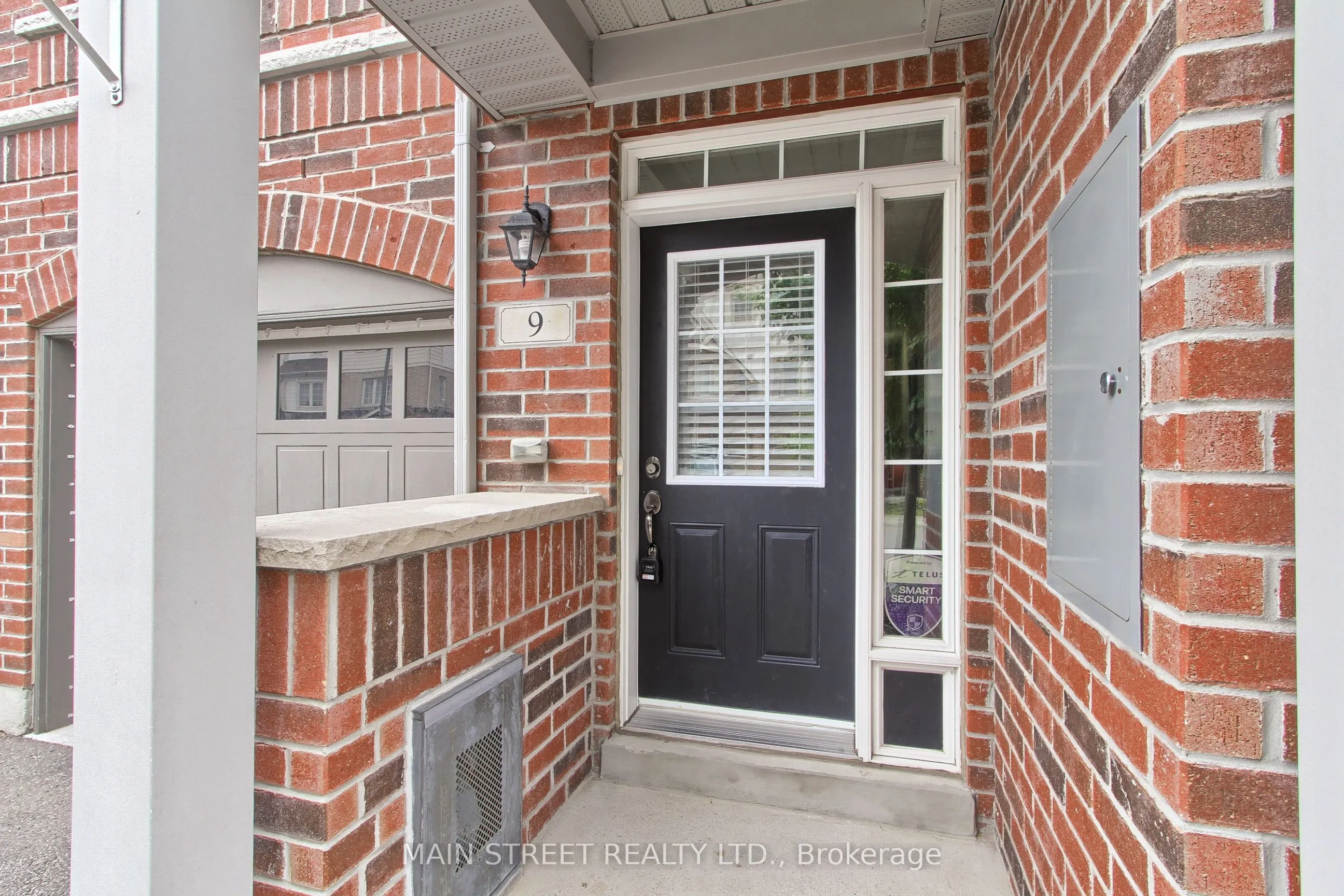 9 Magpie Way E