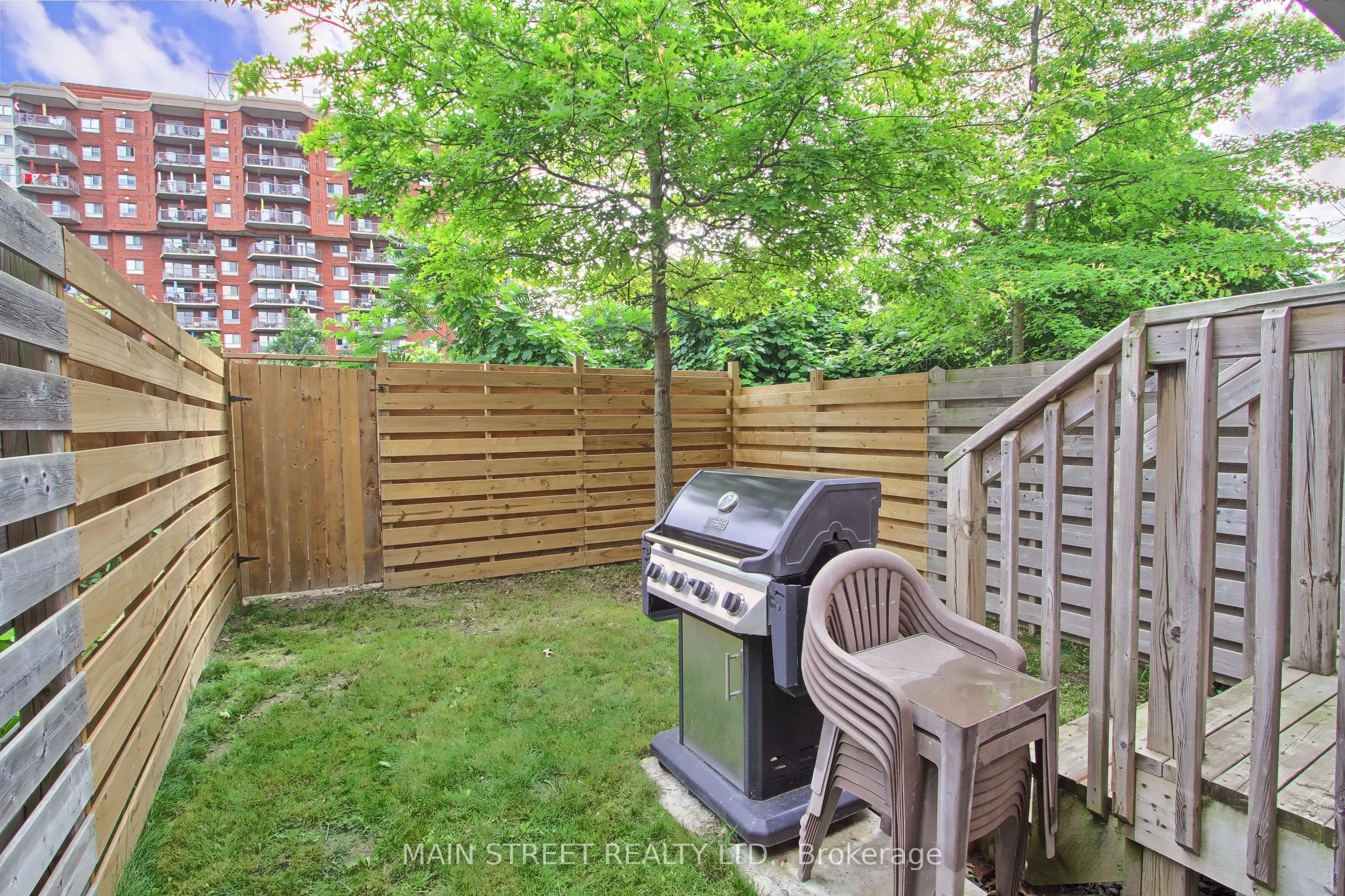 9 Magpie Way E