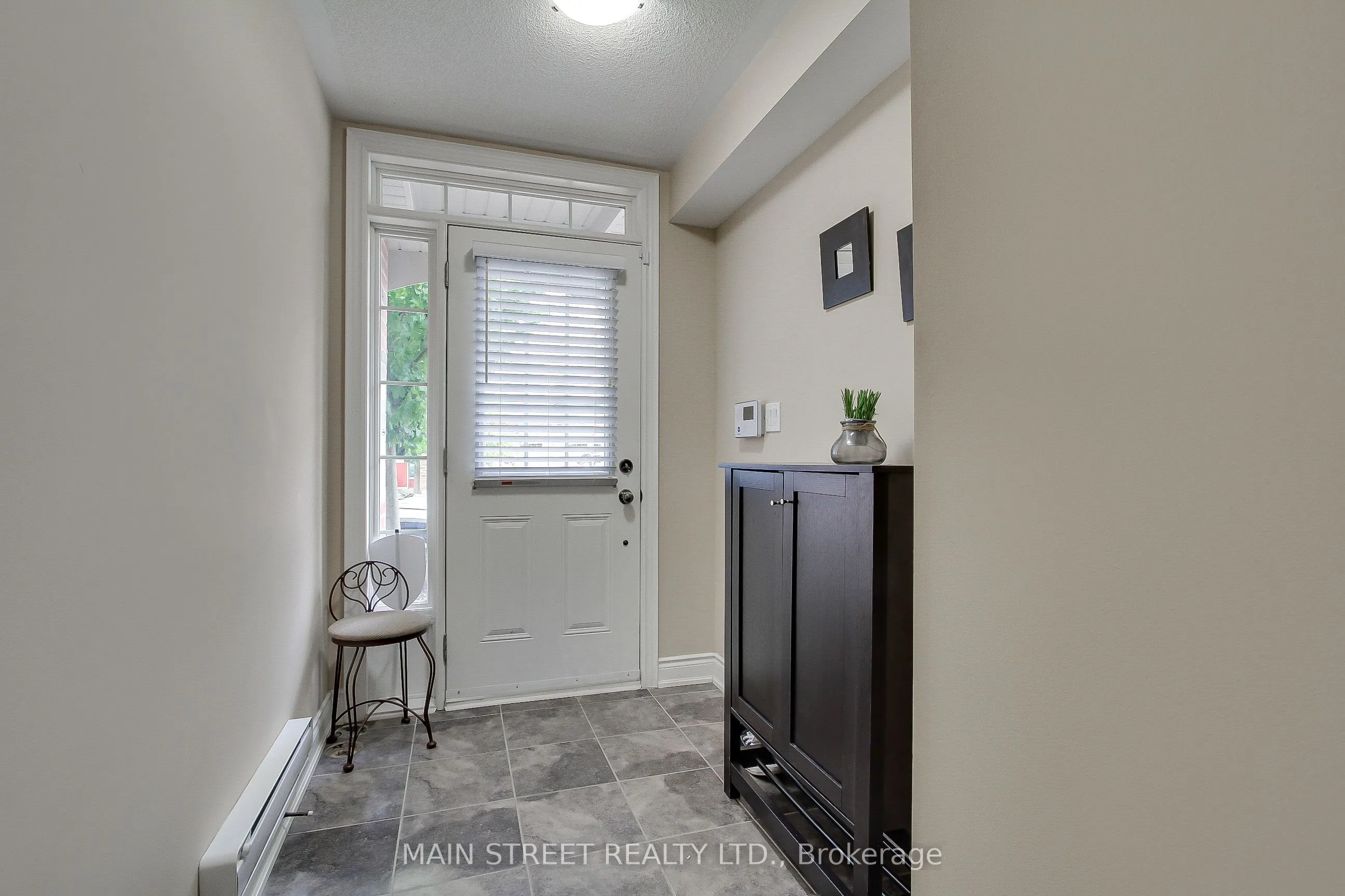 9 Magpie Way E