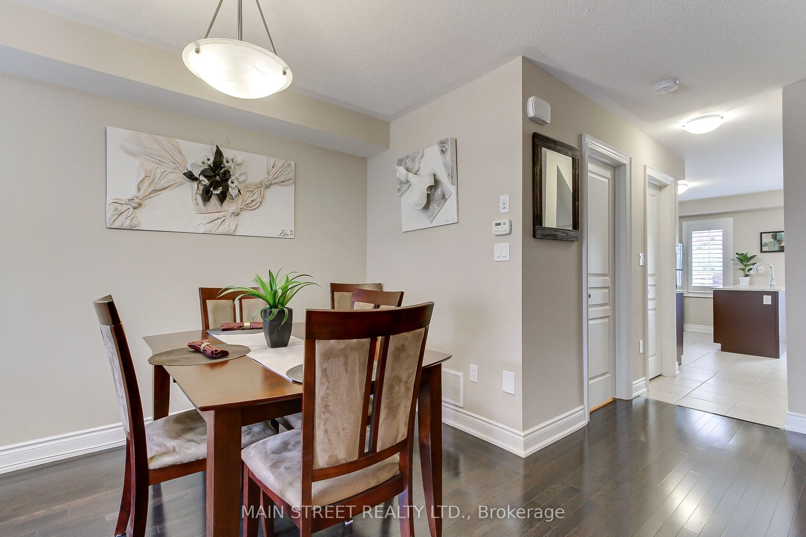 9 Magpie Way E