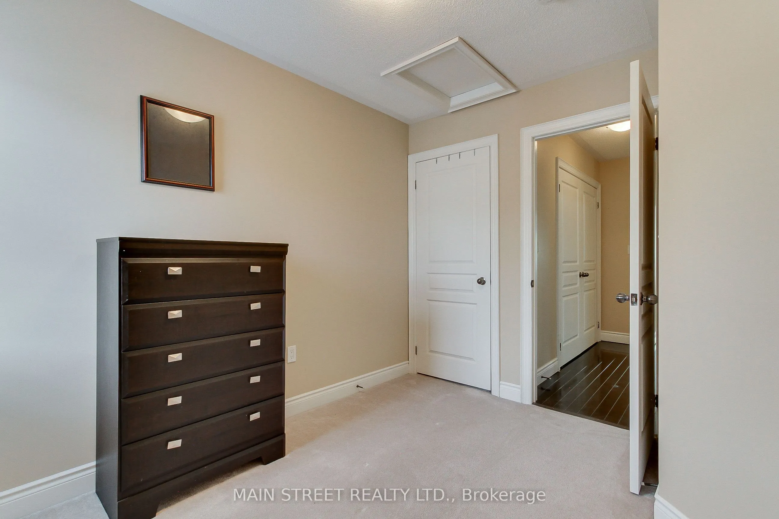 9 Magpie Way E