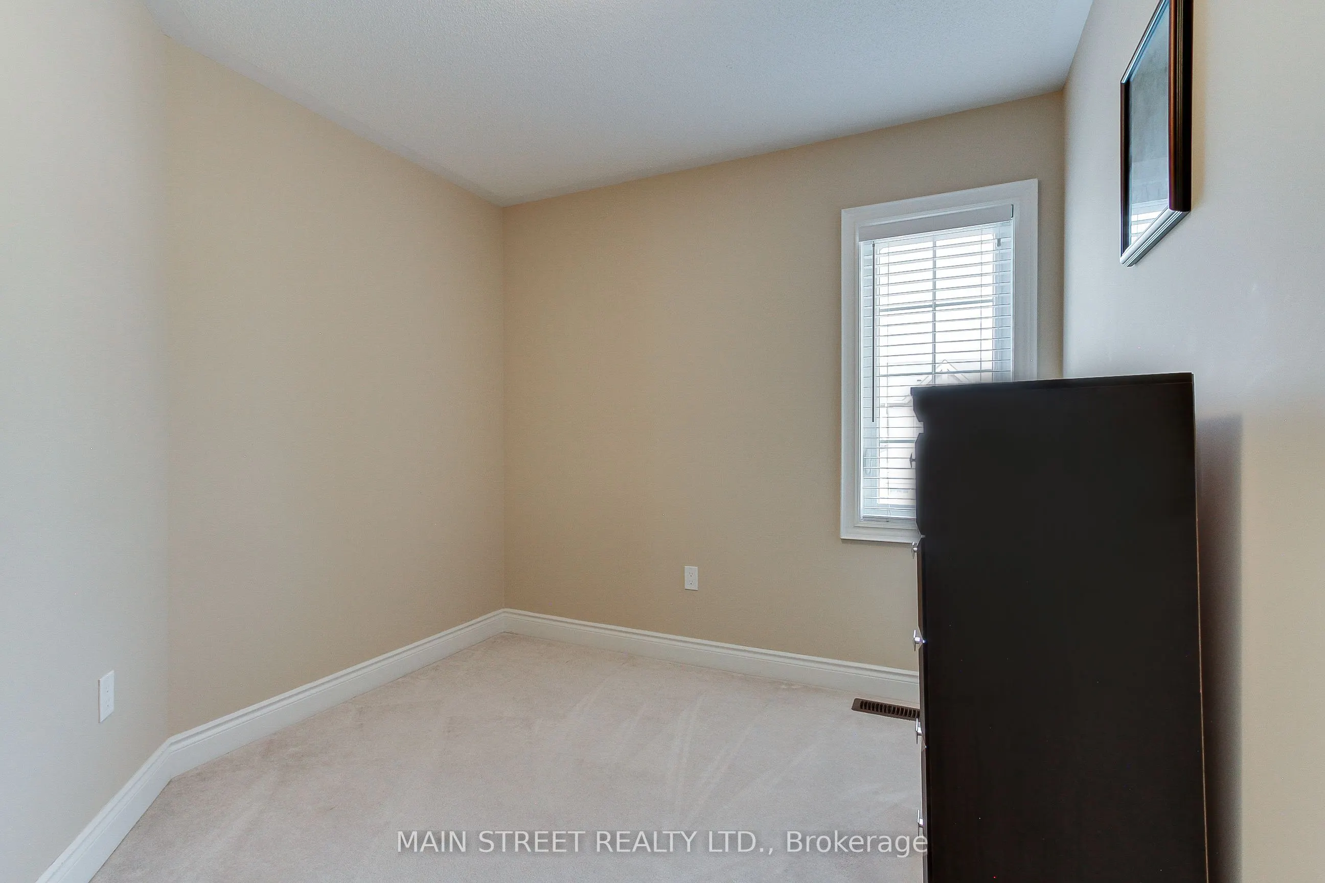 9 Magpie Way E