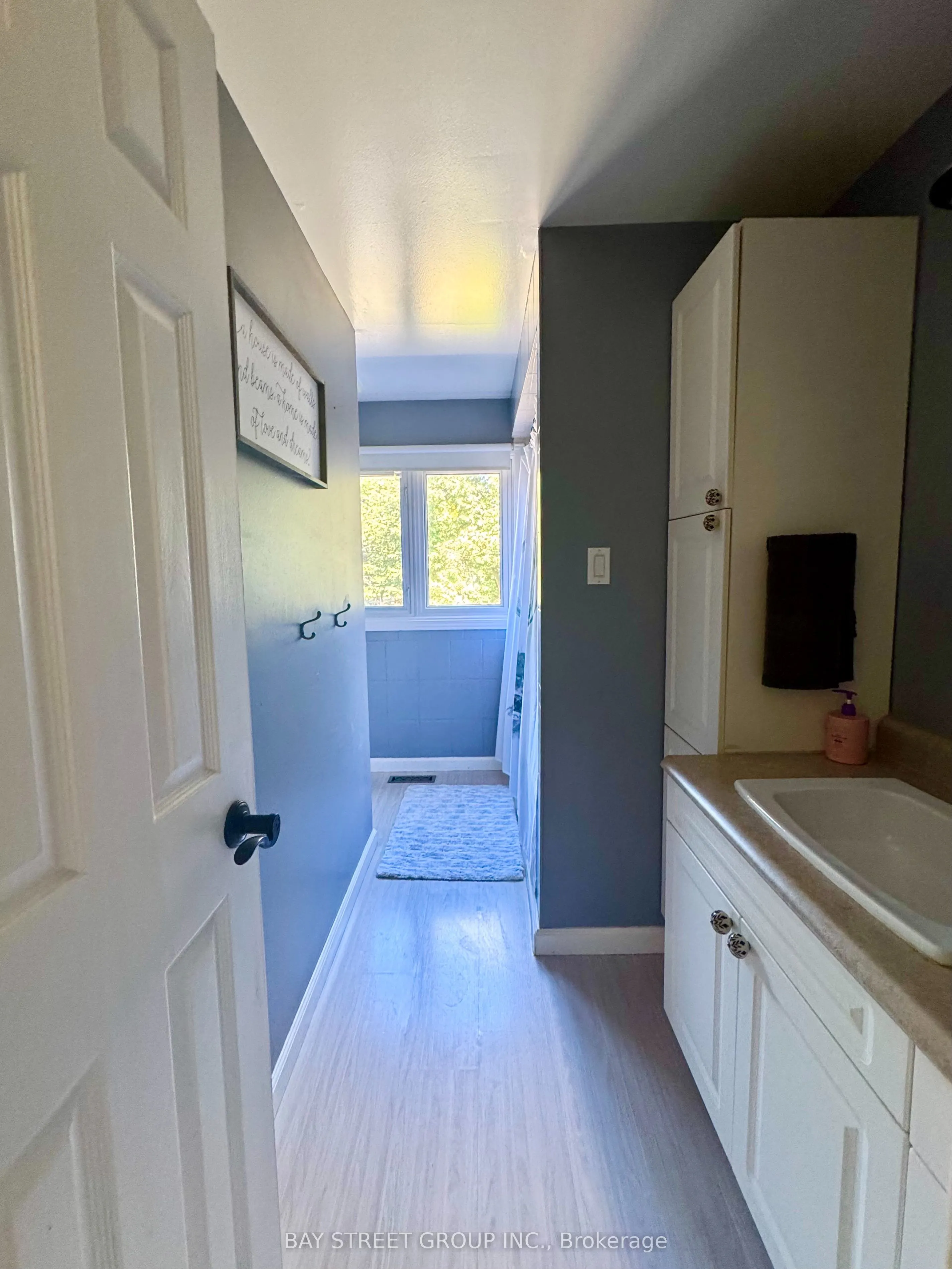 75 Anstead Crescent