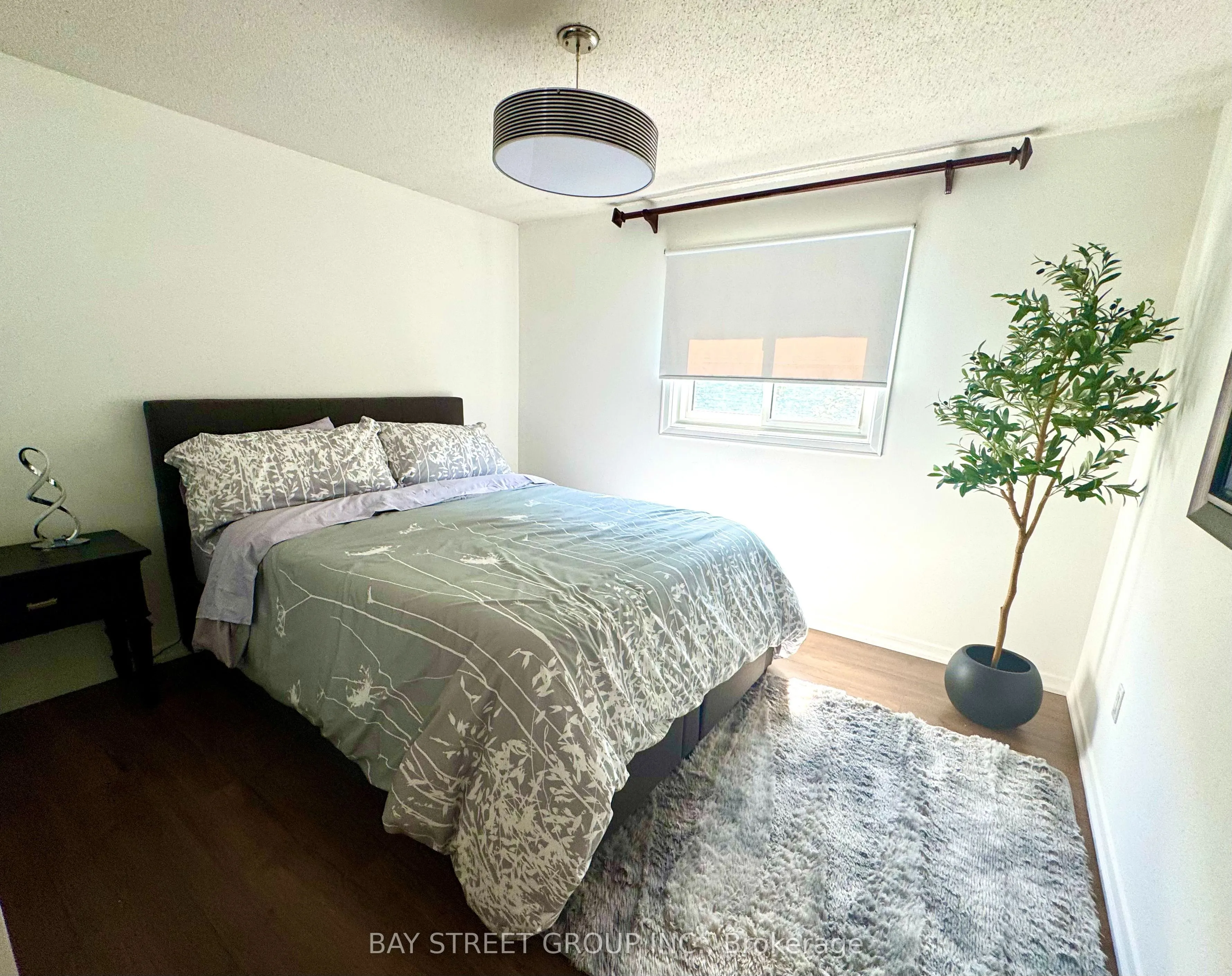 75 Anstead Crescent