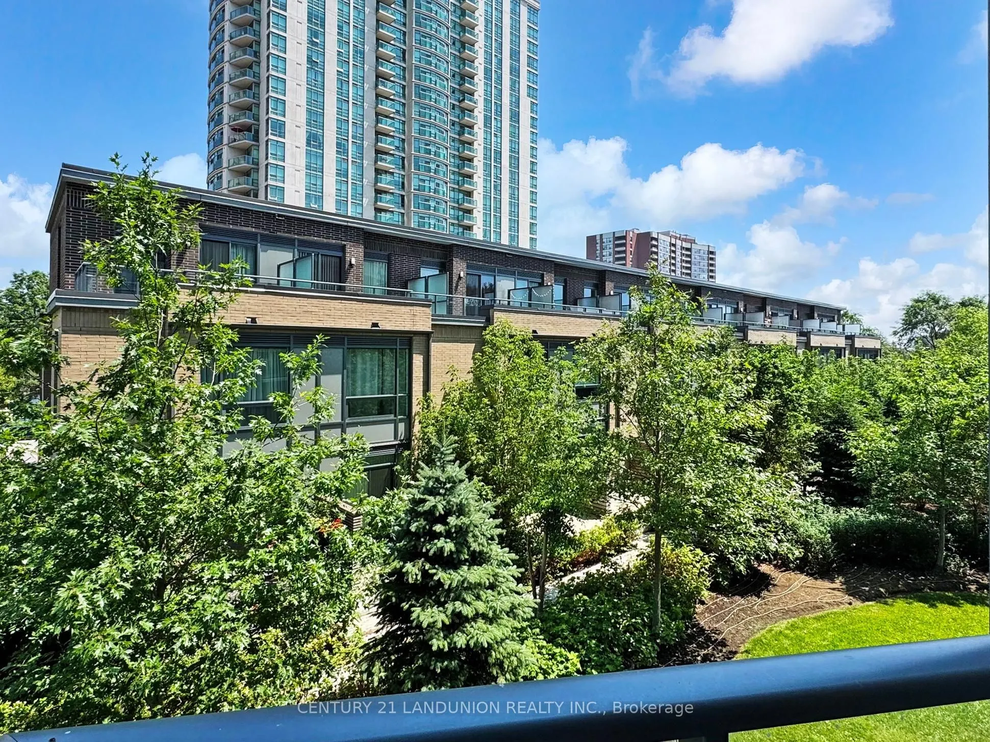 195 Bonis Avenue, #204