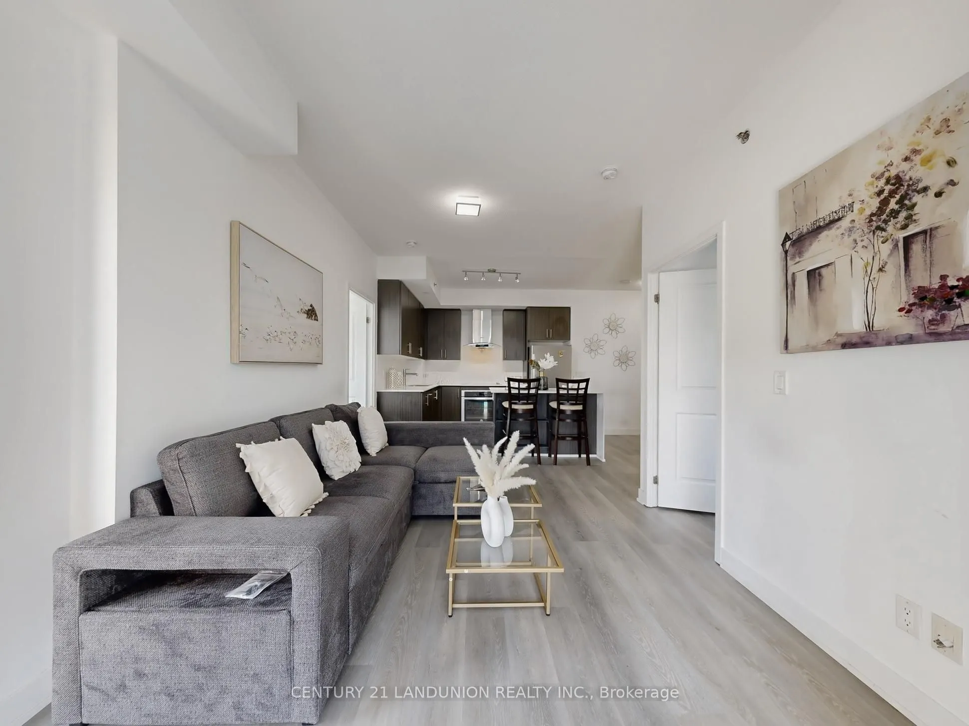 195 Bonis Avenue, #204
