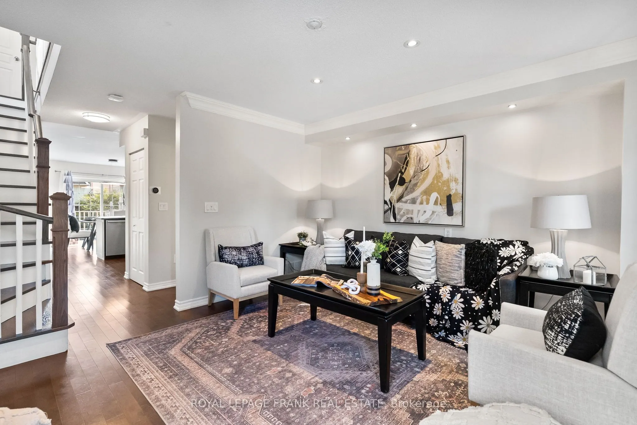 735 Sheppard Avenue, #31