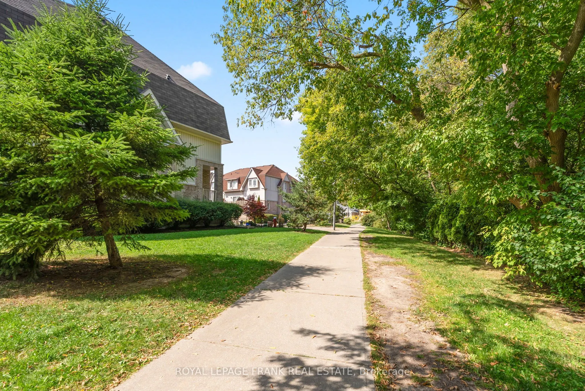 735 Sheppard Avenue, #31