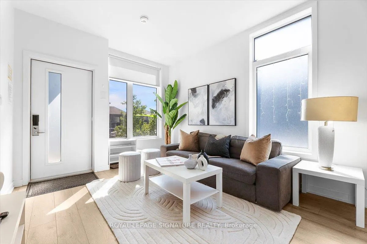 1740 Simcoe Street, #49