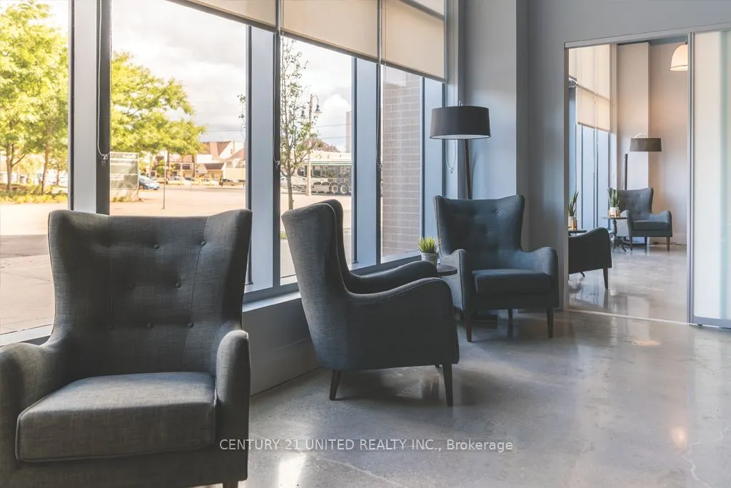 100 Bond Street E, #609