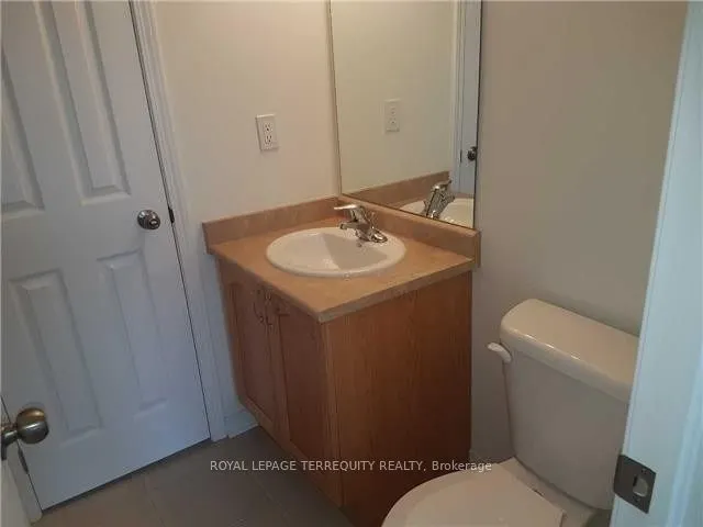 17 Island Road, #40