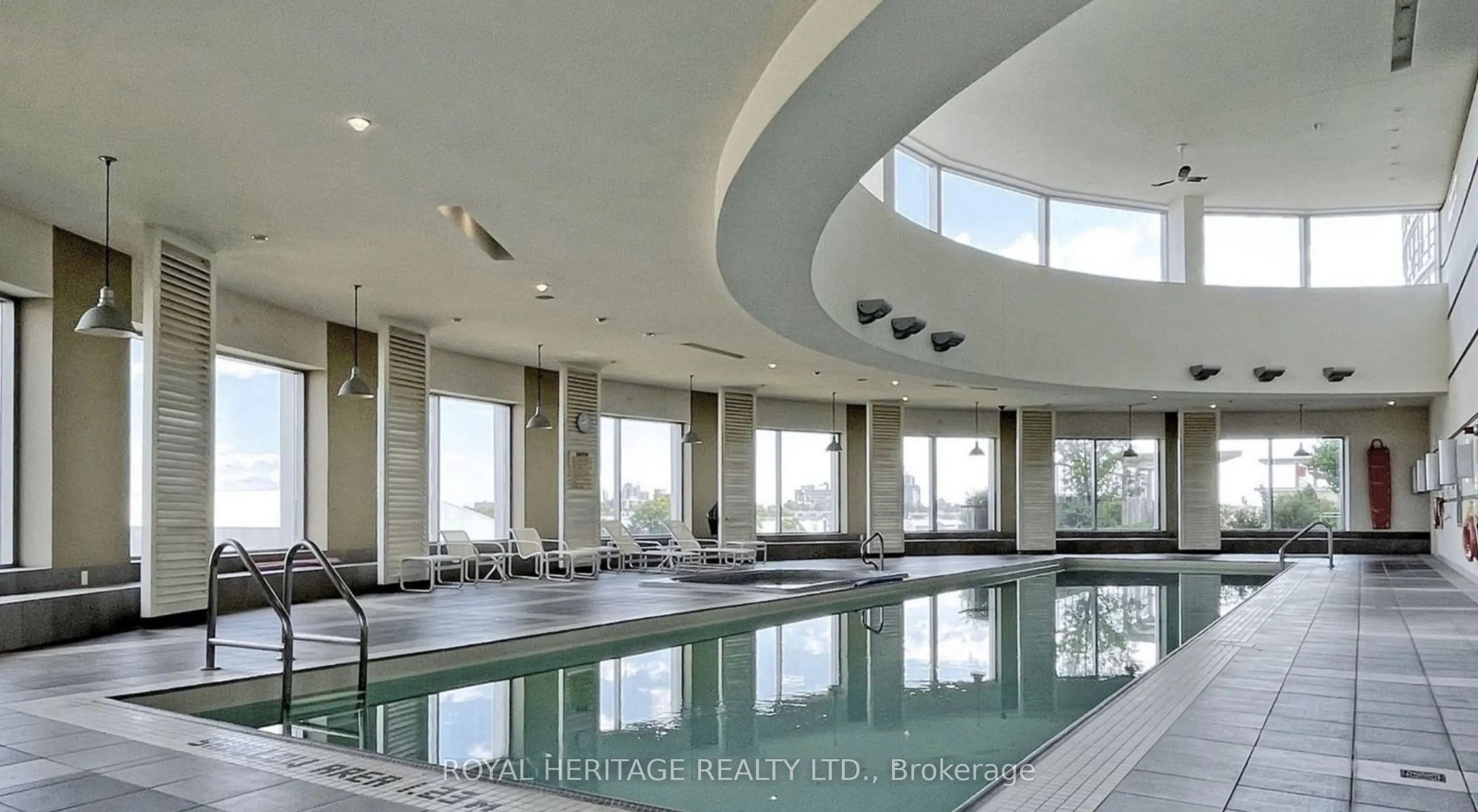 36 Lee Centre Drive, #2116