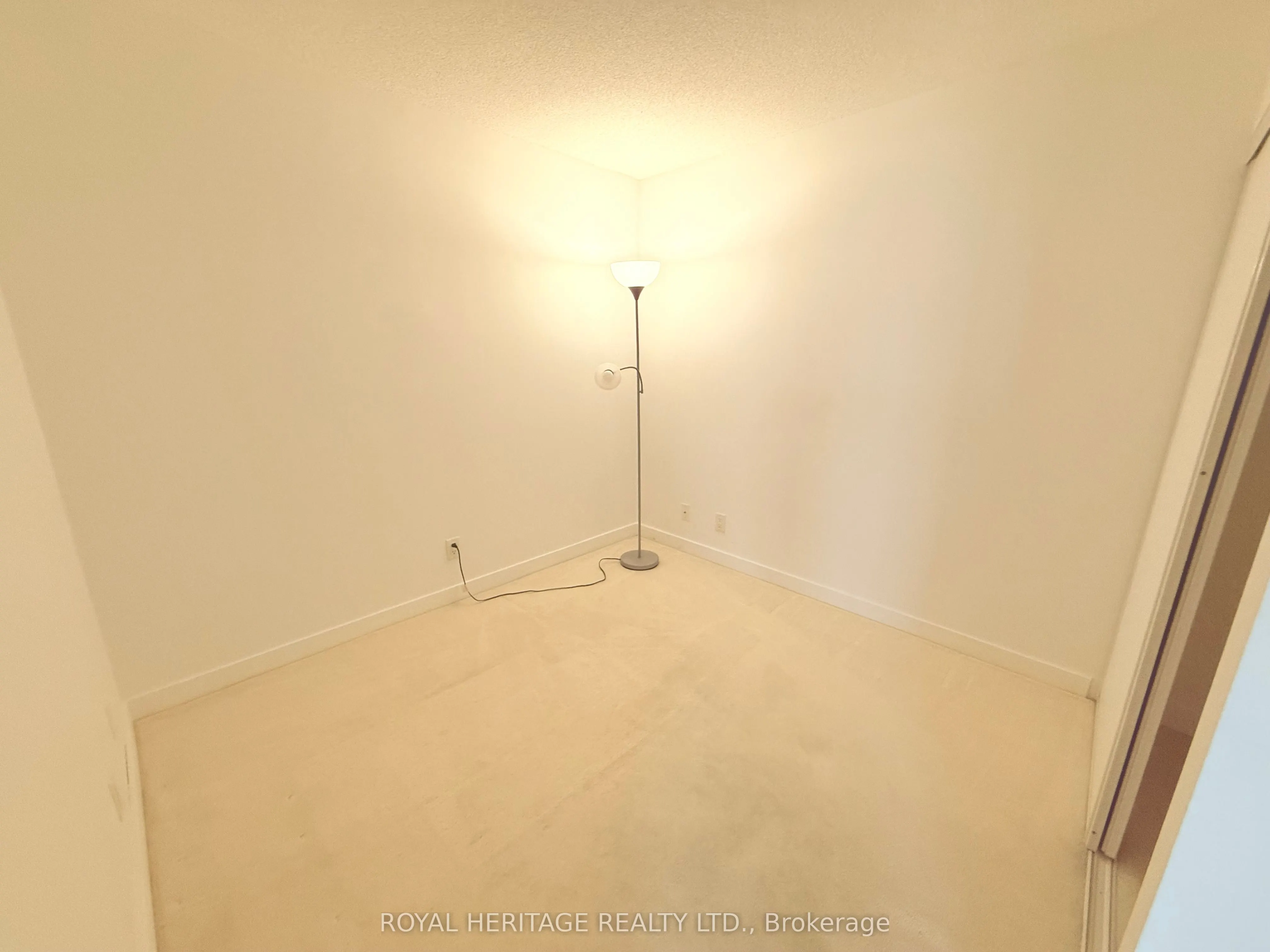 36 Lee Centre Drive, #2116