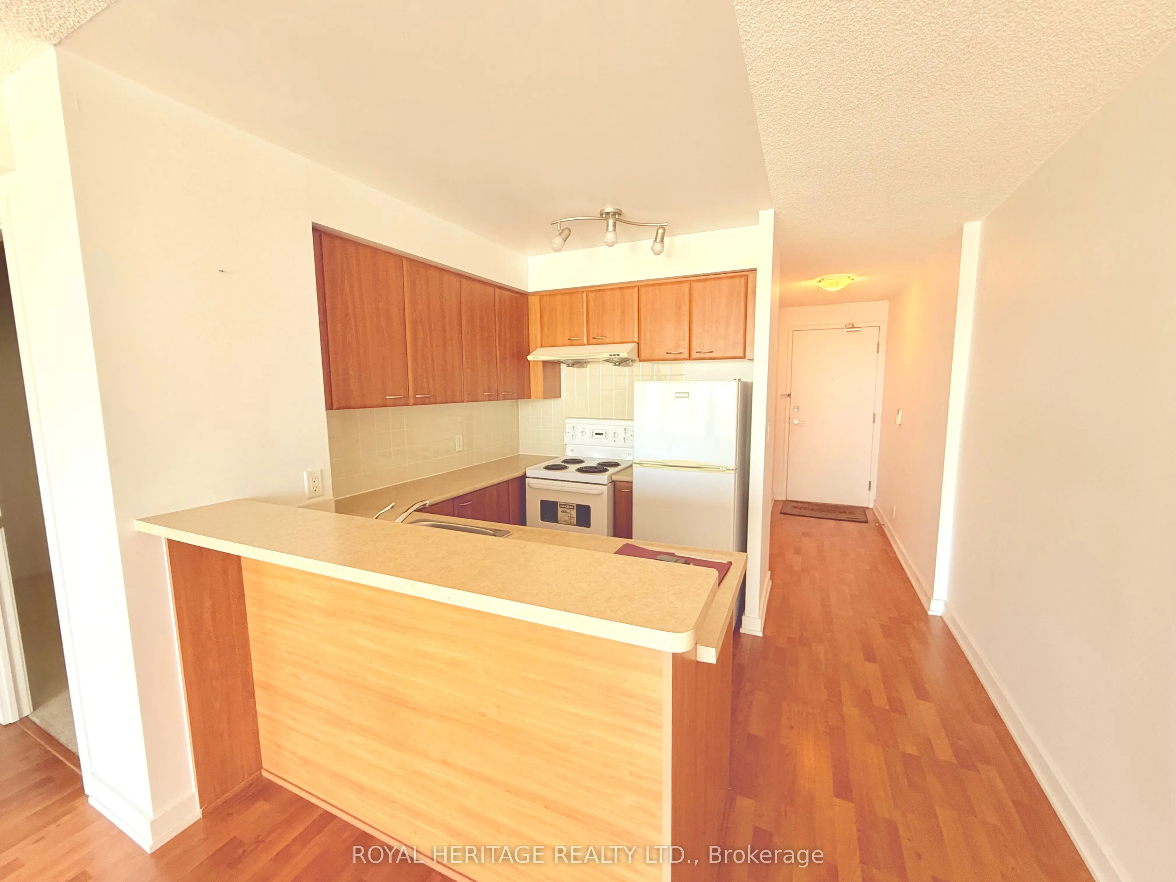 36 Lee Centre Drive, #2116