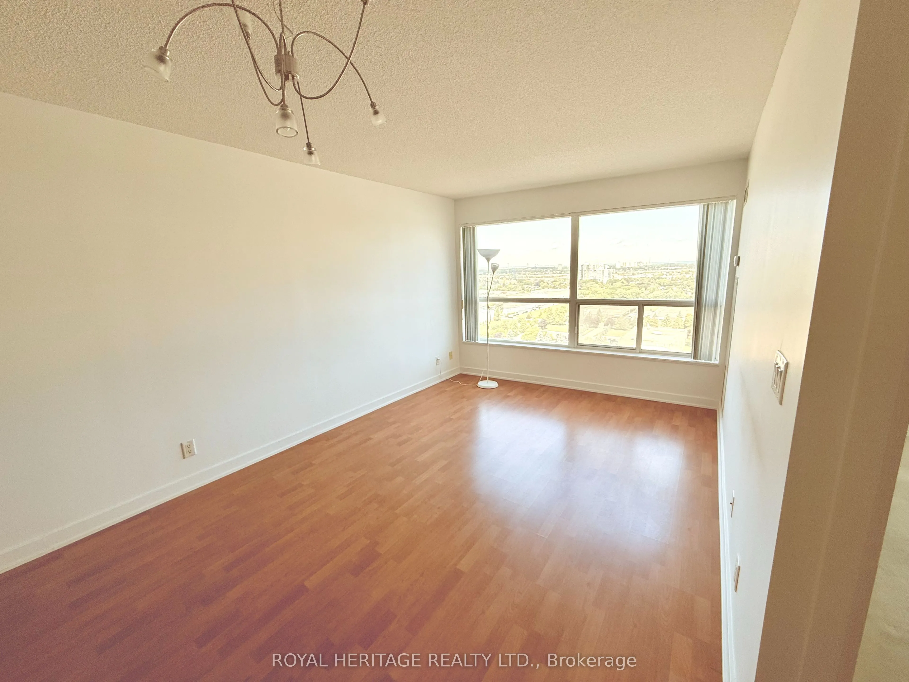 36 Lee Centre Drive, #2116