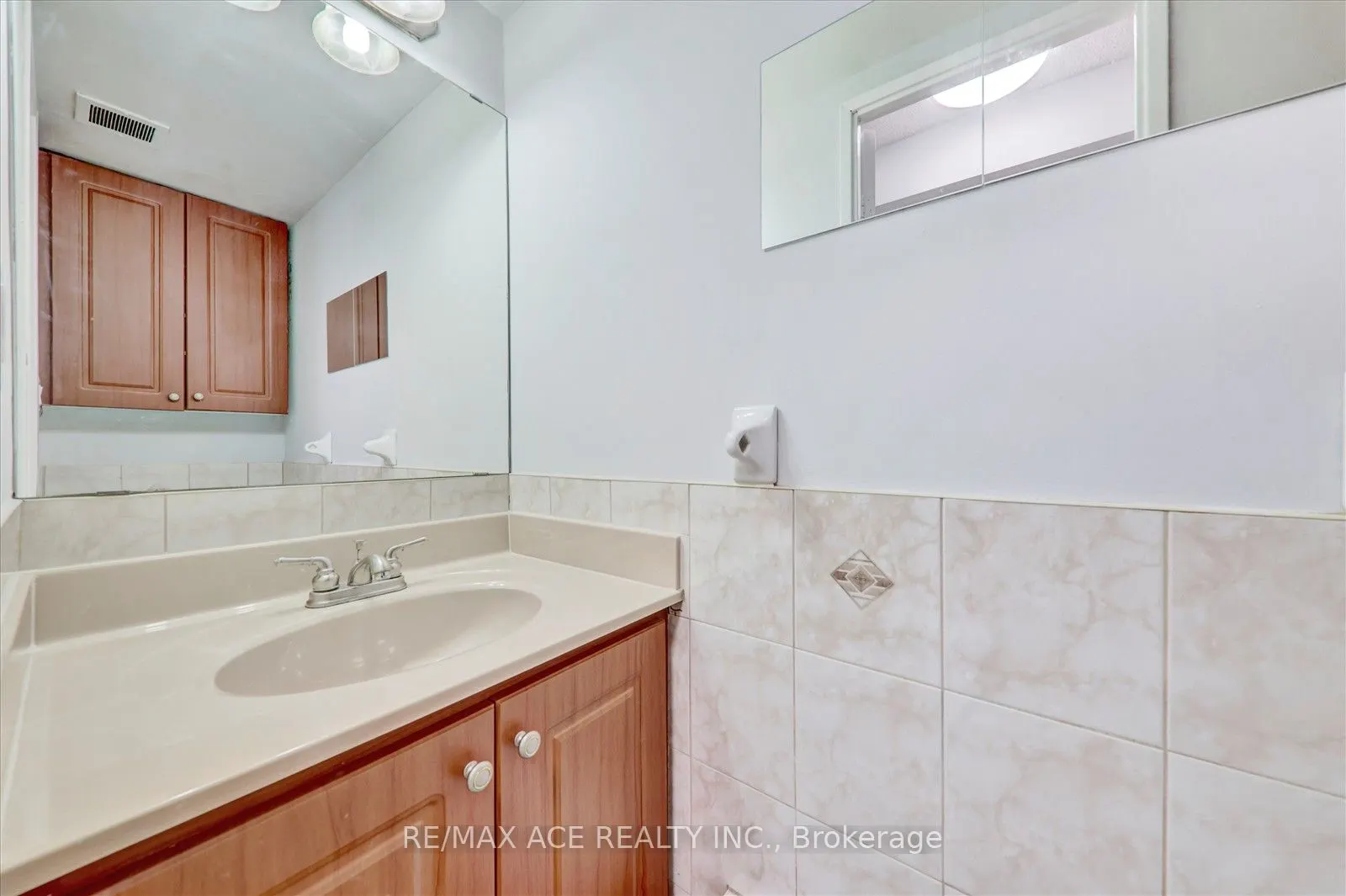 1250 Bridletowne Circle, #1204