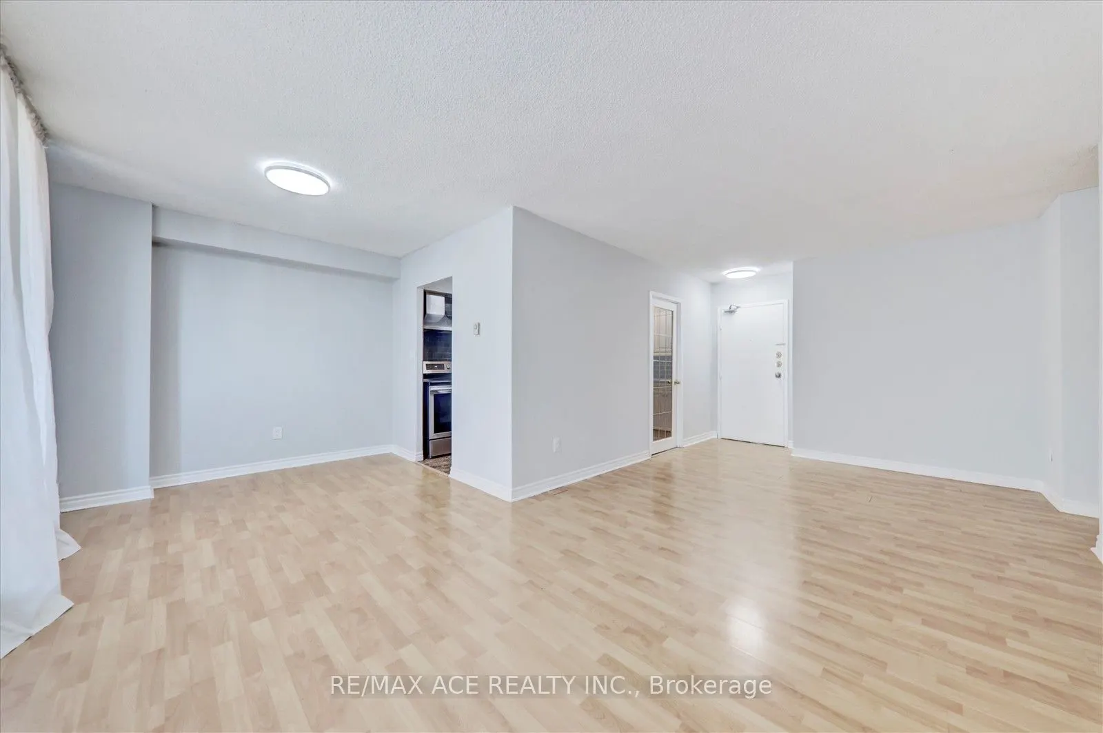 1250 Bridletowne Circle, #1204
