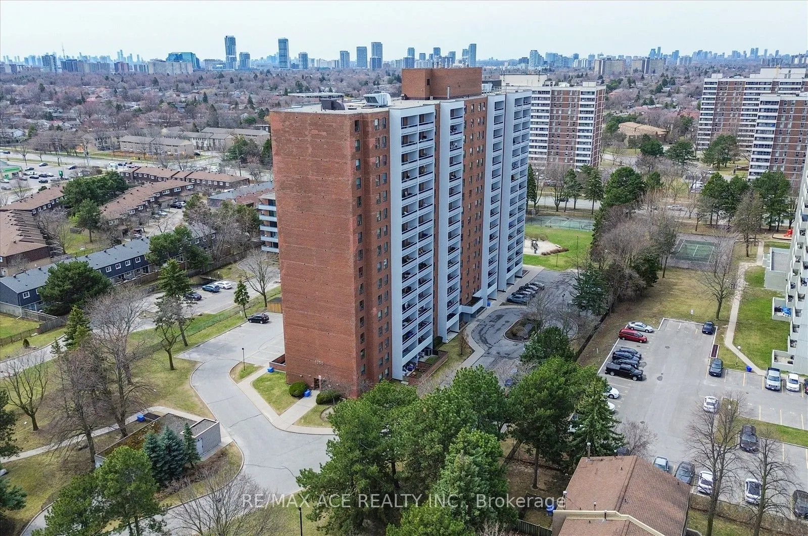 1250 Bridletowne Circle, #1204