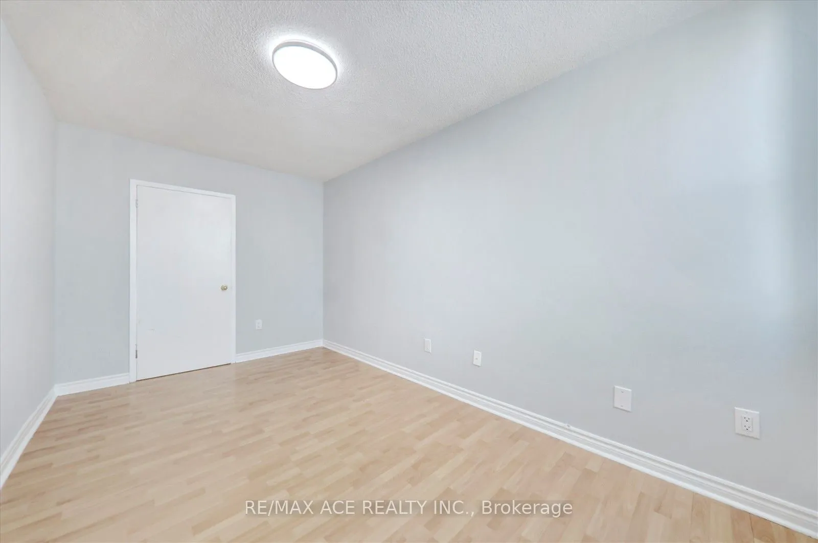 1250 Bridletowne Circle, #1204