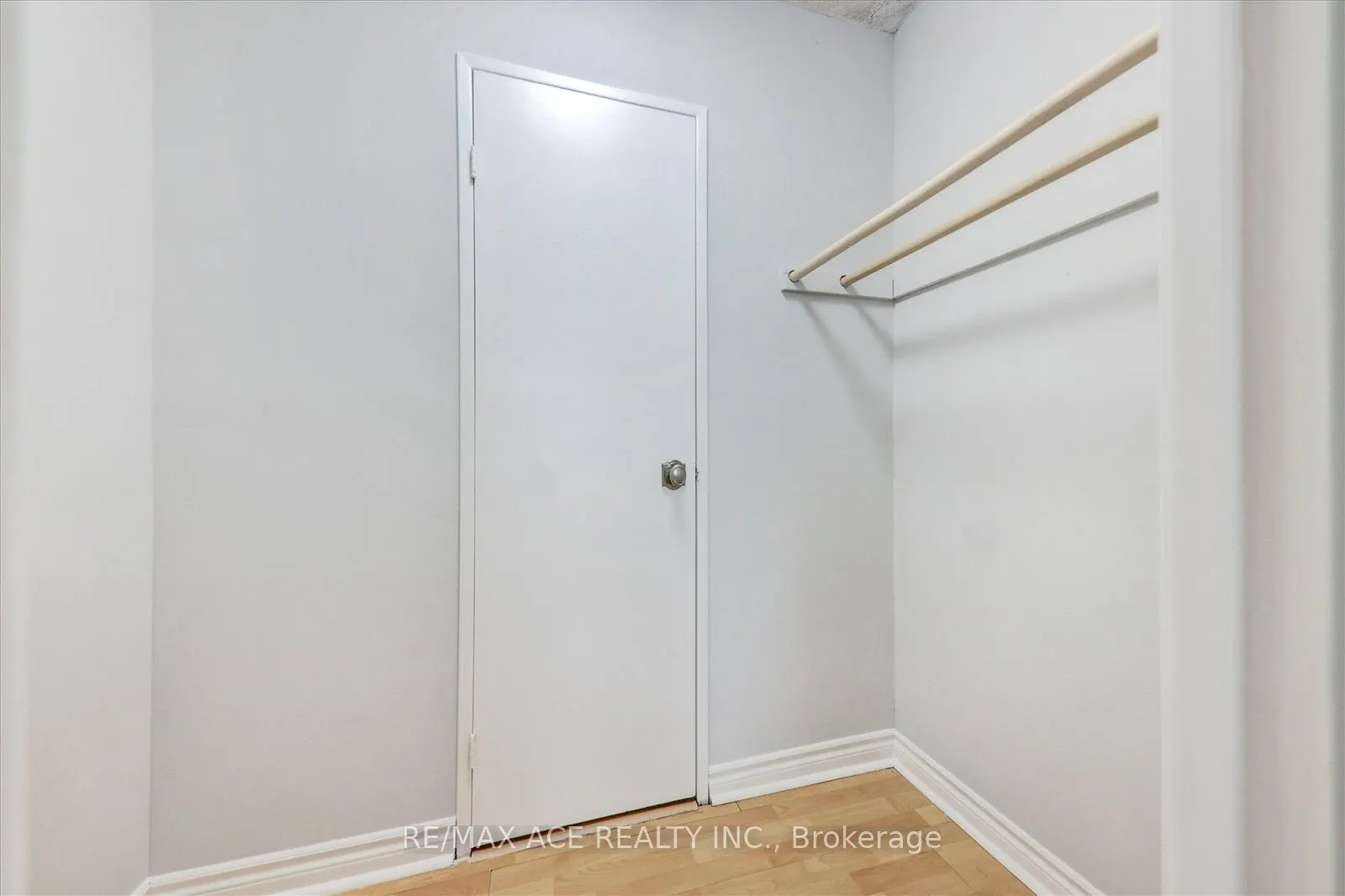 1250 Bridletowne Circle, #1204