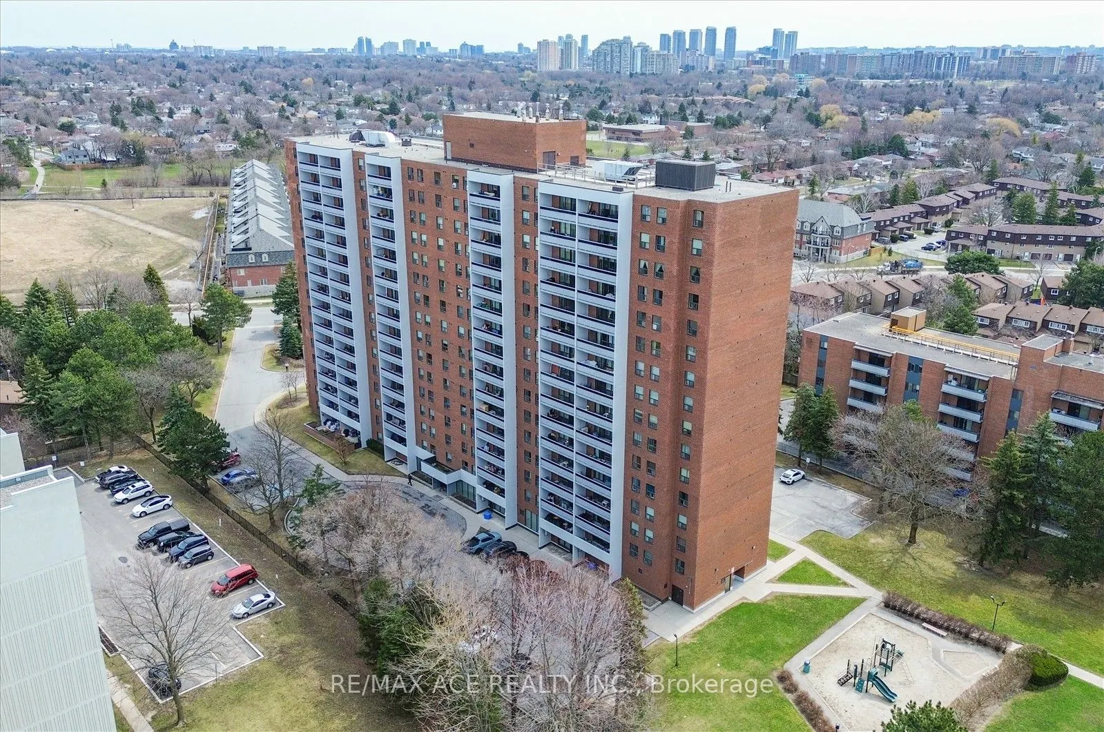 1250 Bridletowne Circle, #1204