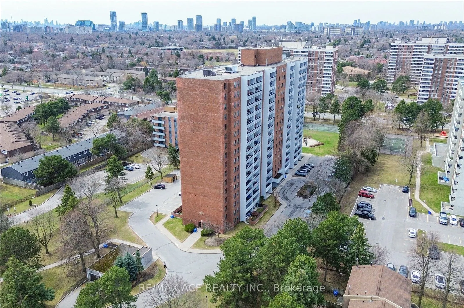 1250 Bridletowne Circle, #1204
