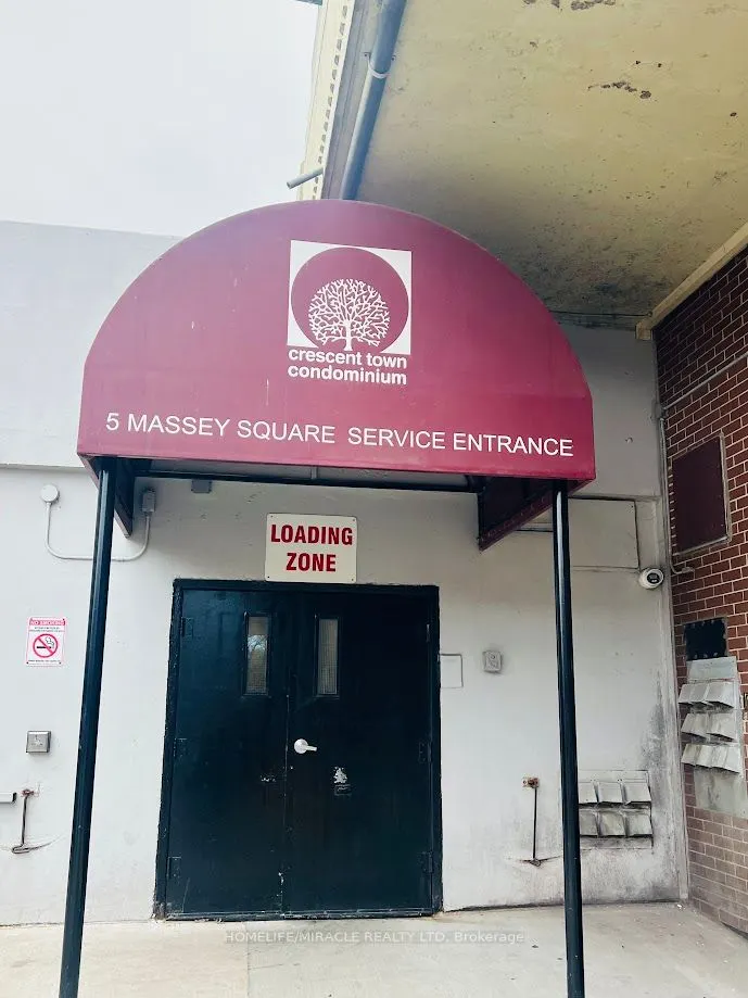 5 Massey Square, #1108