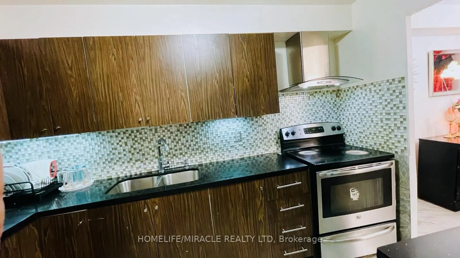 5 Massey Square, #1108