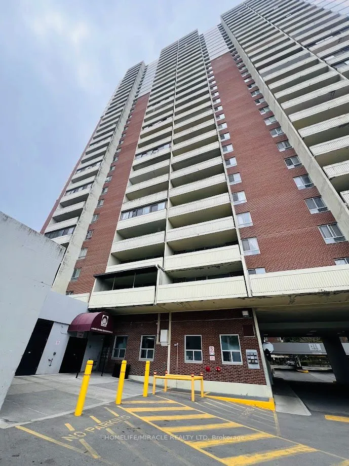 5 Massey Square, #1108