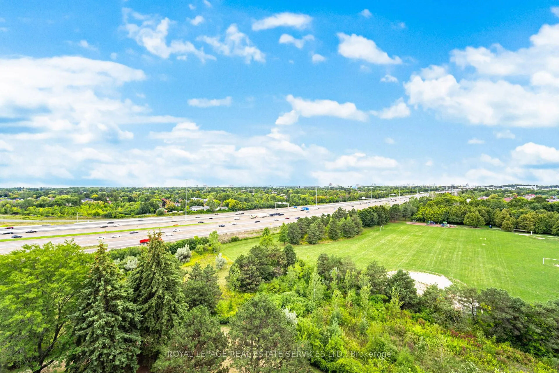 20 Dean Park Road, #1102
