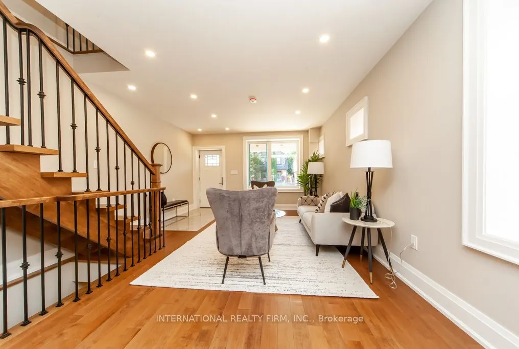 186 Milverton Boulevard