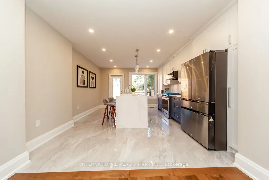 186 Milverton Boulevard