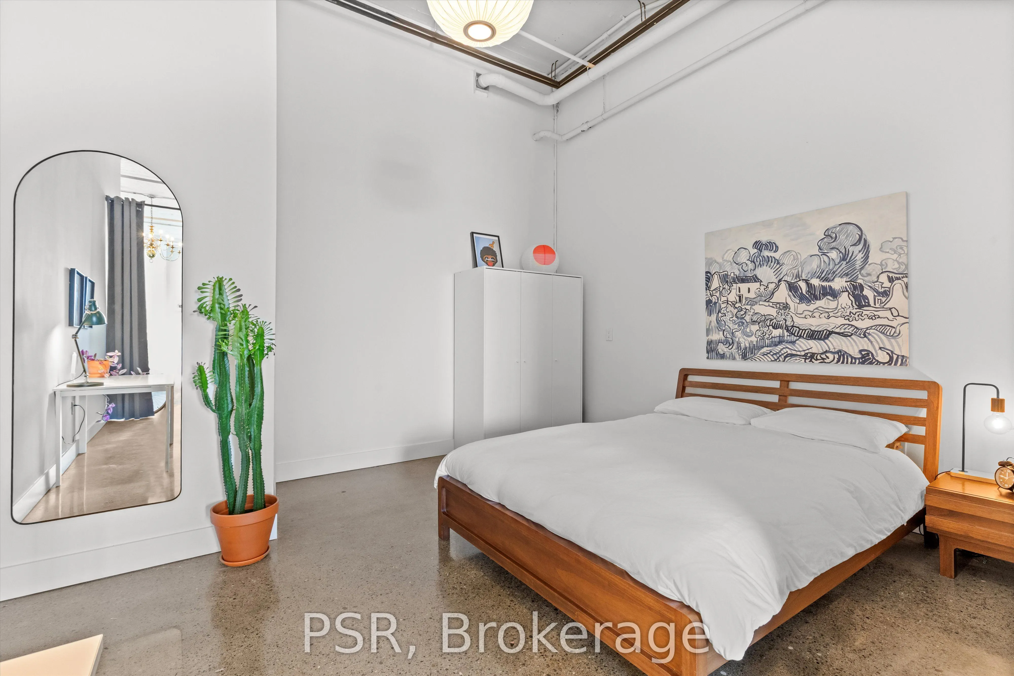 245 Carlaw Avenue, #400