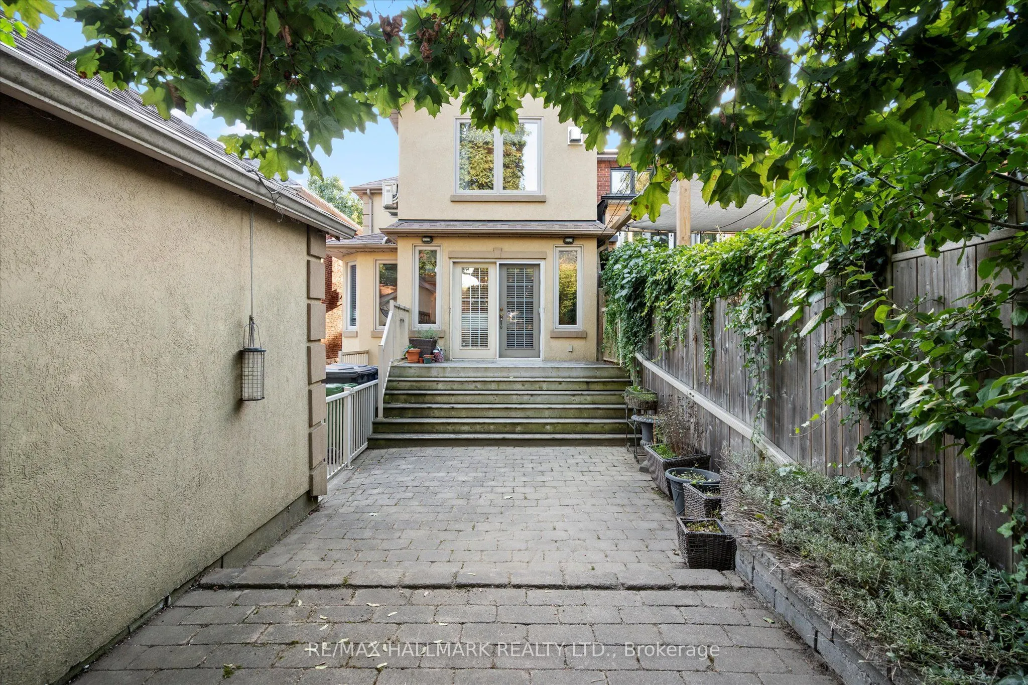 107 Wineva Avenue
