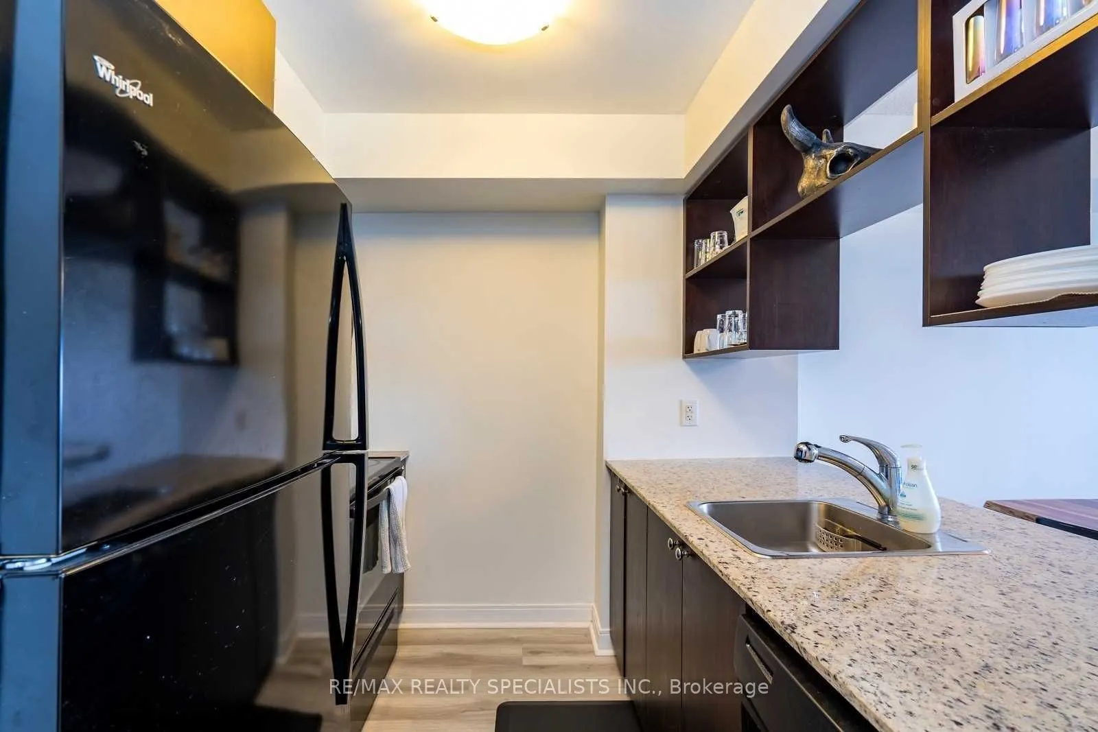 151 Village Green Square, #2710