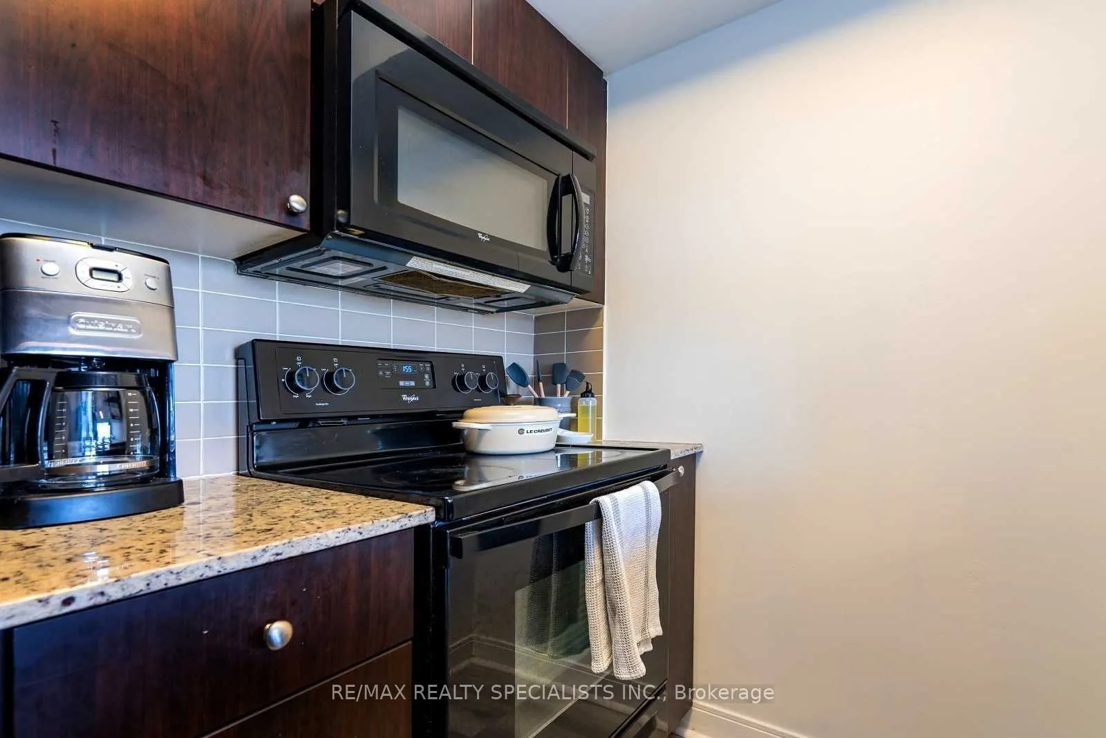 151 Village Green Square, #2710
