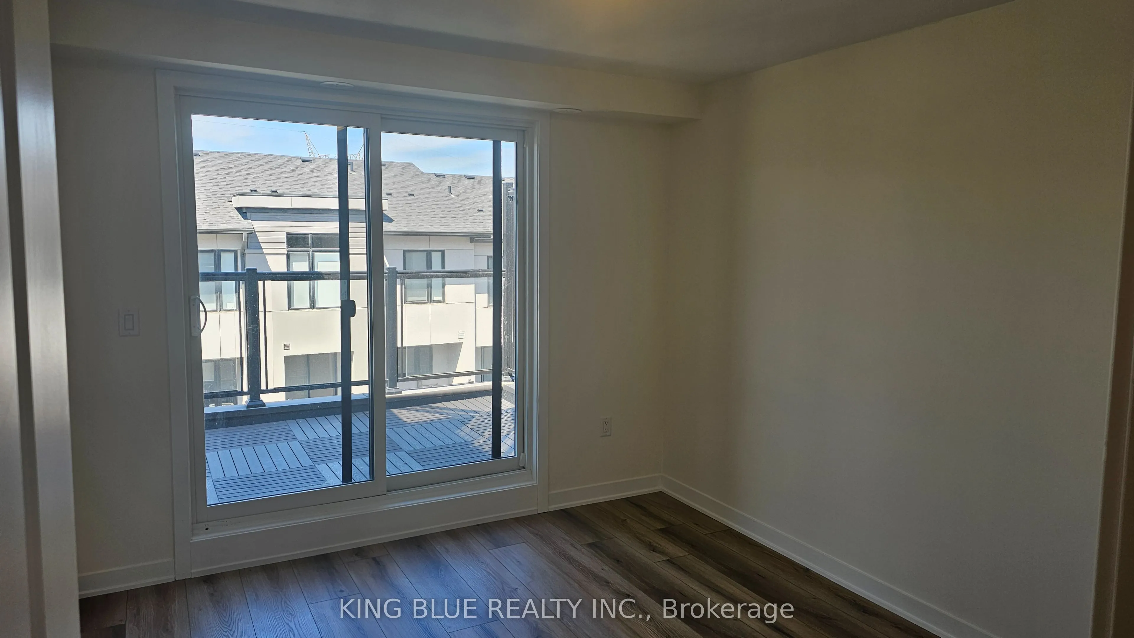#1415 - 1695 Dersan Street, #1415